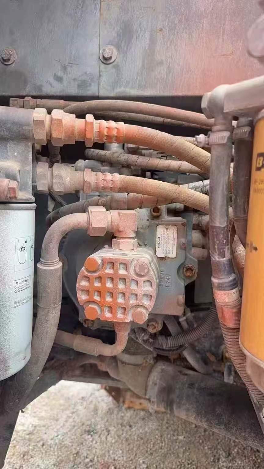 Buy Hitachi EX130 Used Excavator / 3 Buy Hitachi EX130 Used Excavator / 3