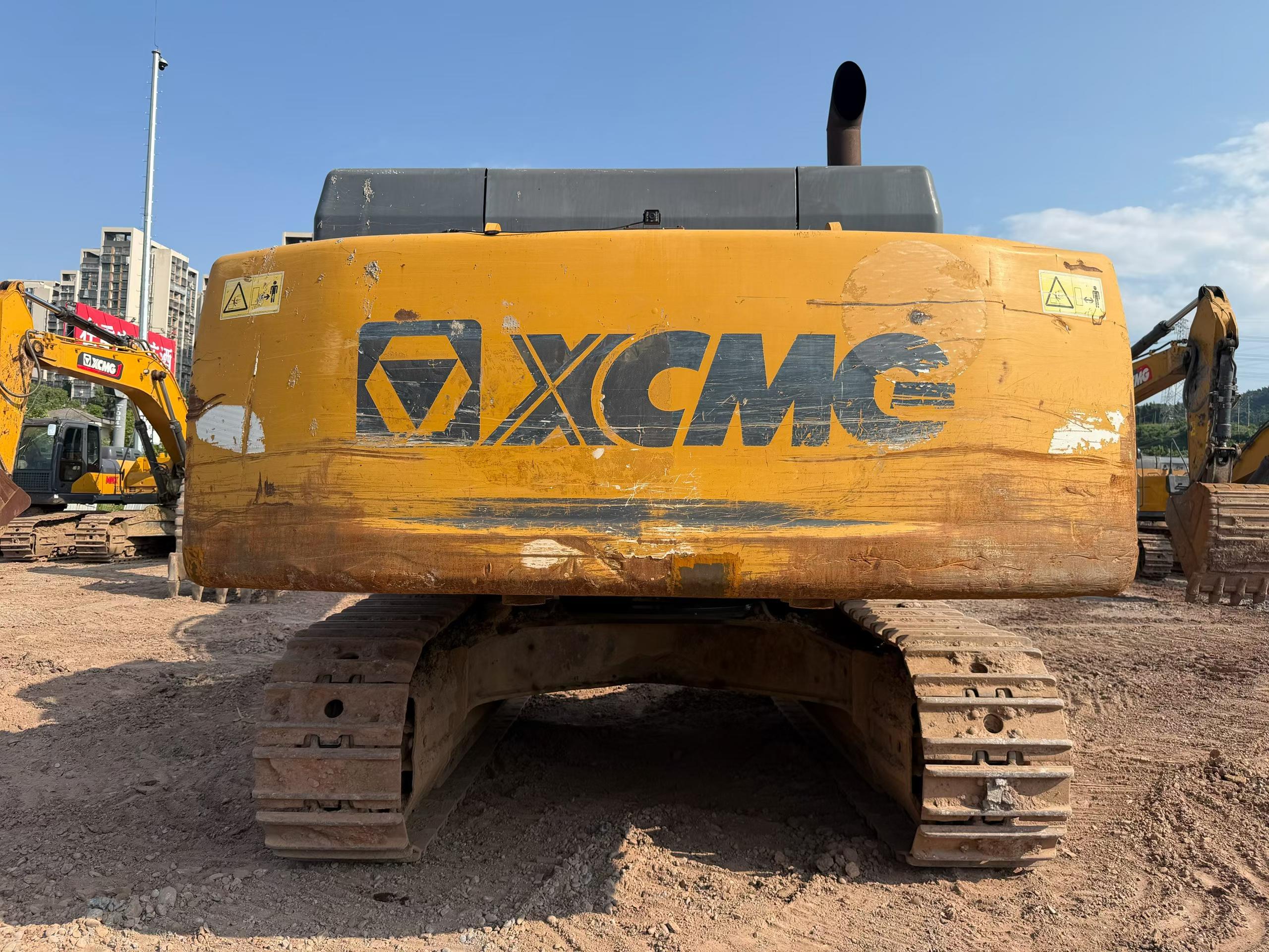 Buy XCMG XE490DK Used Excavator / 2 Buy XCMG XE490DK Used Excavator / 2