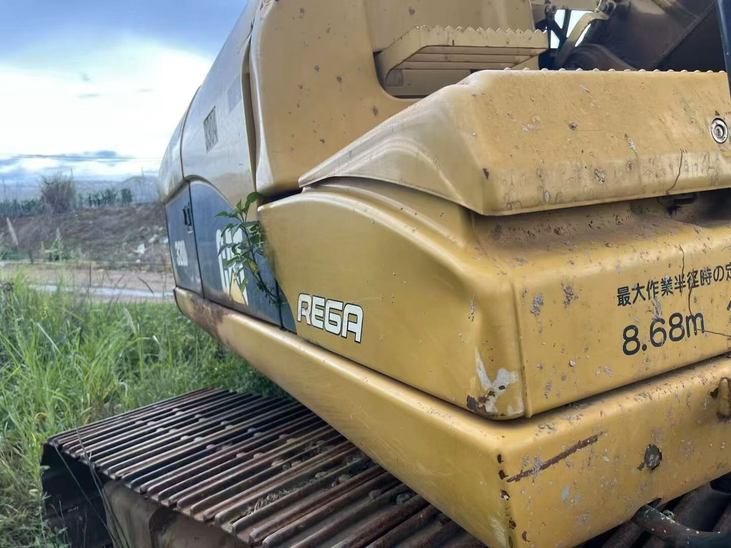 Buy Caterpillar 320D Used Excavator / 2 Buy Caterpillar 320D Used Excavator / 2