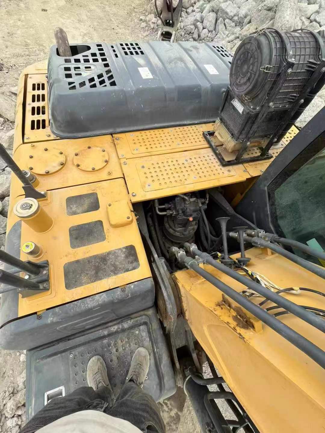 Buy XCMG XE270DK Used Excavator / 6 Buy XCMG XE270DK Used Excavator / 6