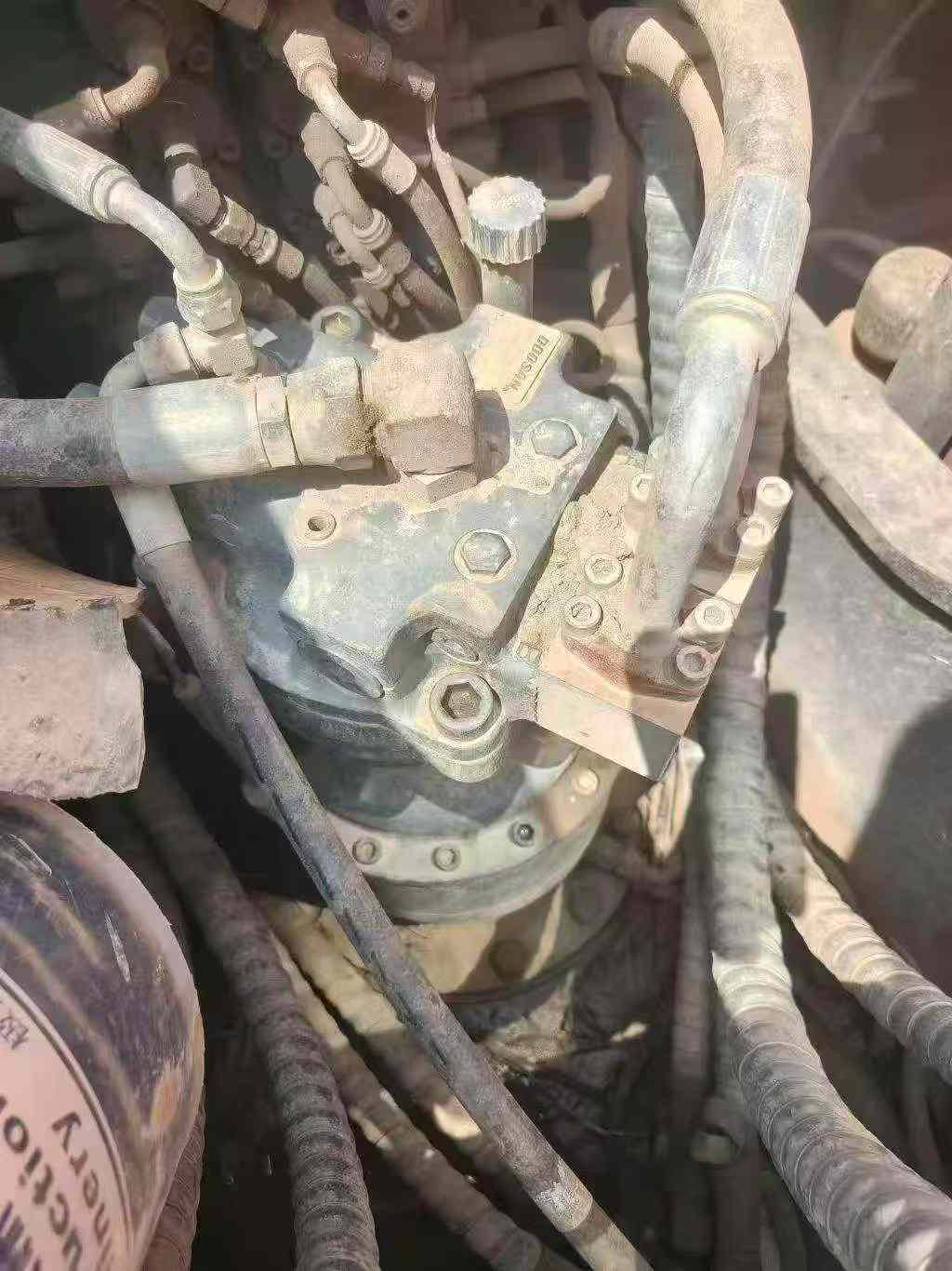 Buy Doosan DH215-7 Used Excavator / 3 Buy Doosan DH215-7 Used Excavator / 3