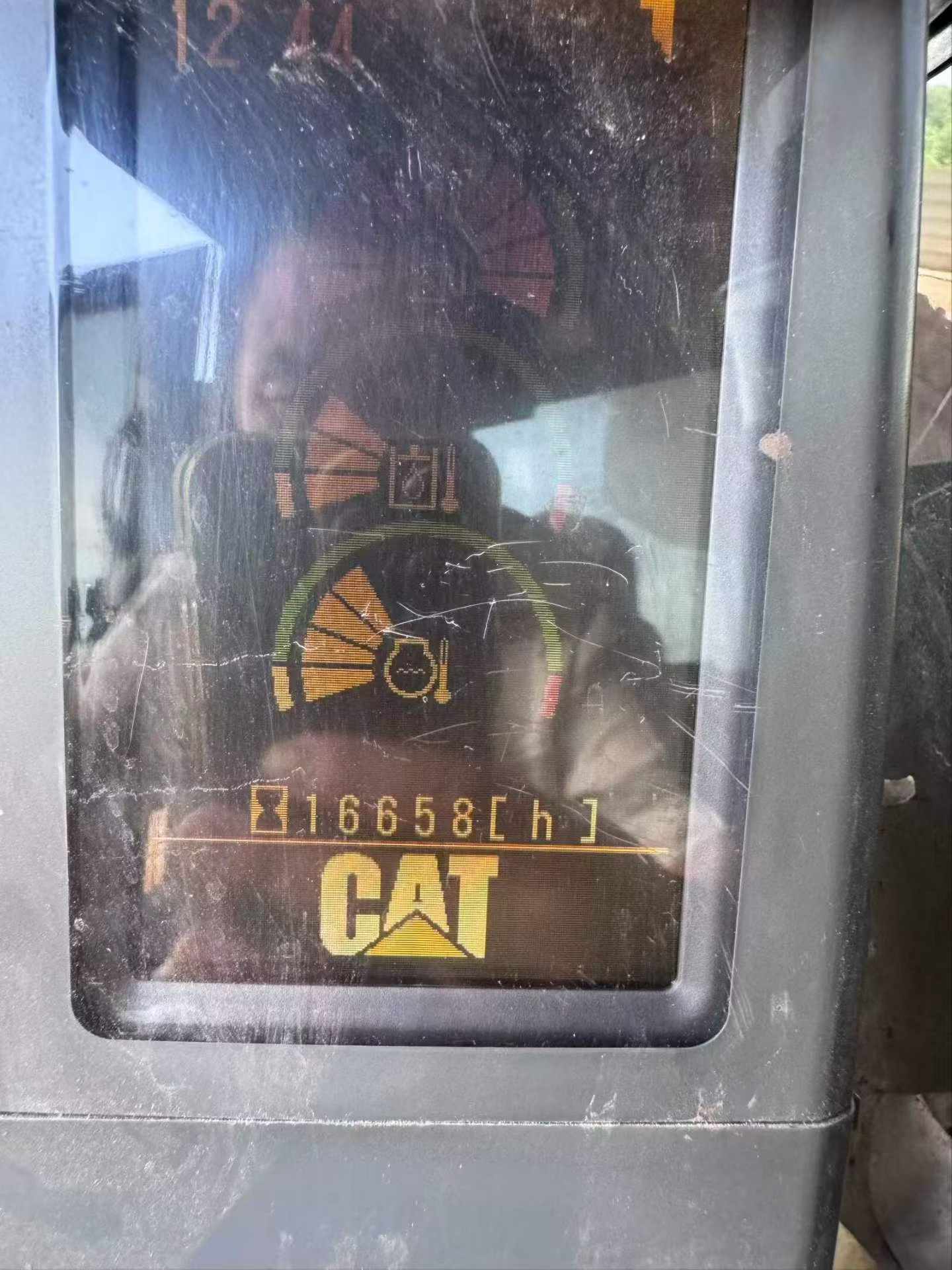 Buy Caterpillar 320D Used Excavator / 5 Buy Caterpillar 320D Used Excavator / 5
