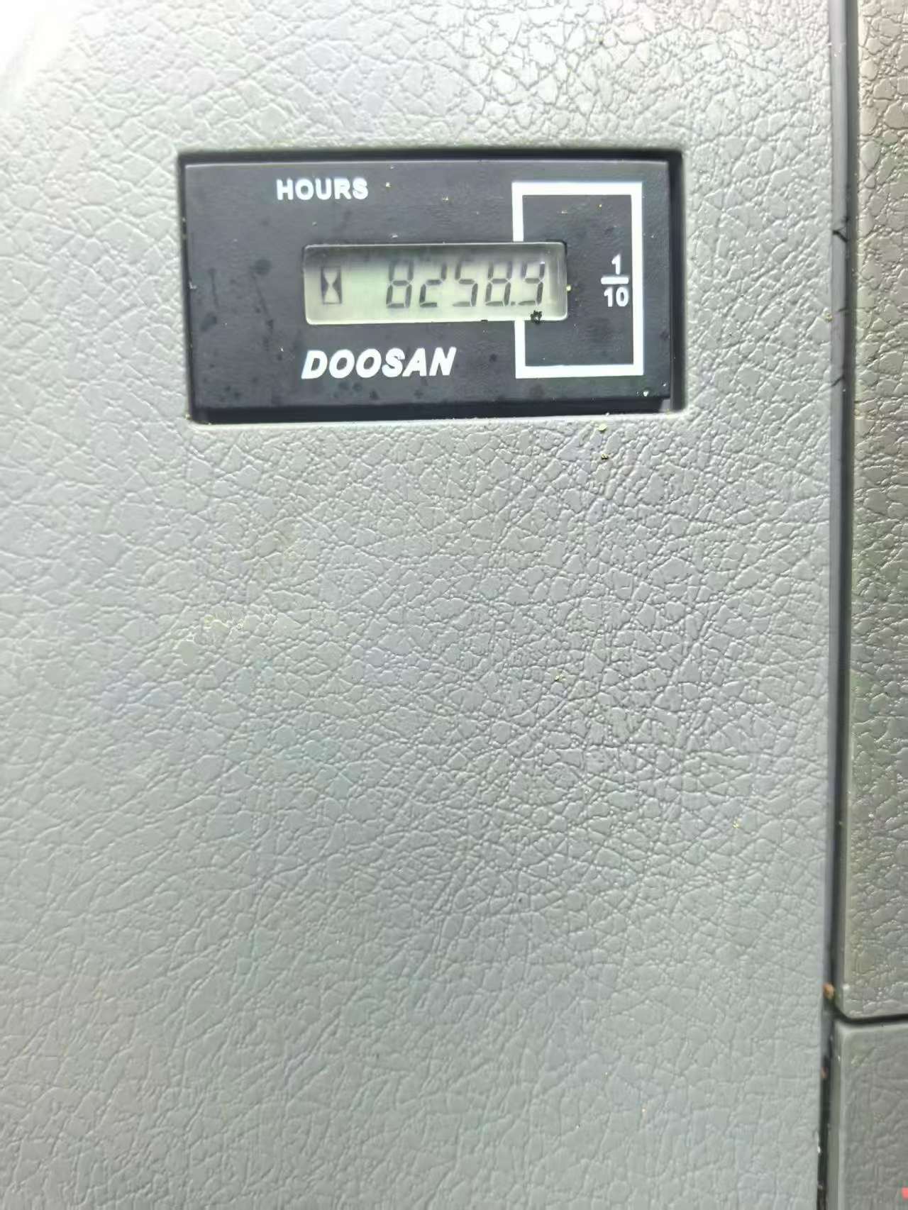 Buy Doosan DH215-7 Used Excavator / 9 Buy Doosan DH215-7 Used Excavator / 9