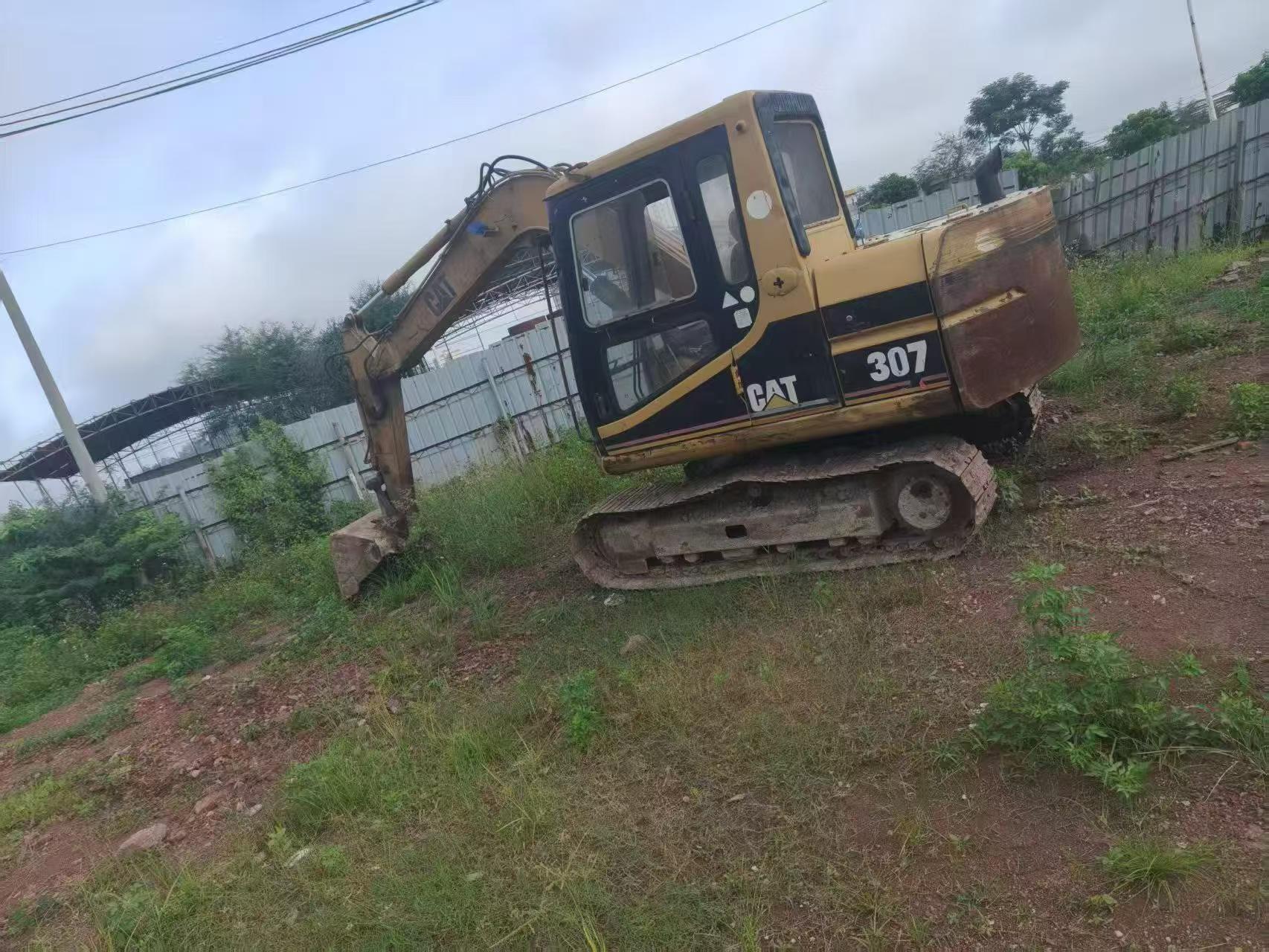 Buy Caterpillar 307B Used Excavator / 1