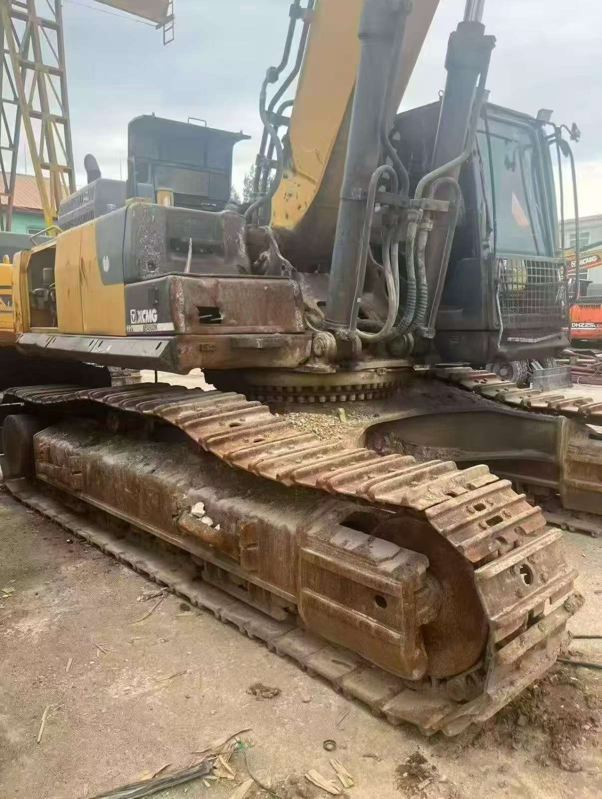 Buy XCMG XE490D Used Excavator / 1