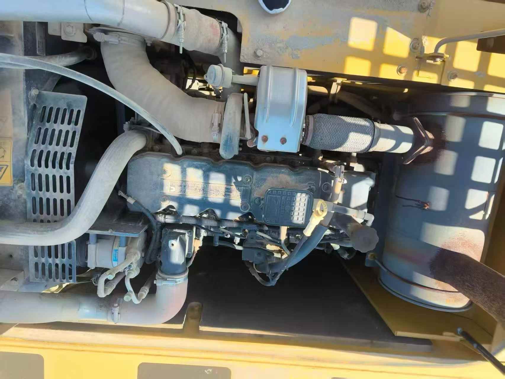 Buy XCMG XE200DA Used Excavator / 4 Buy XCMG XE200DA Used Excavator / 4