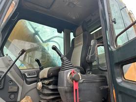 Buy Hyundai R215-7 Used Excavator / 2 Buy Hyundai R215-7 Used Excavator / 2