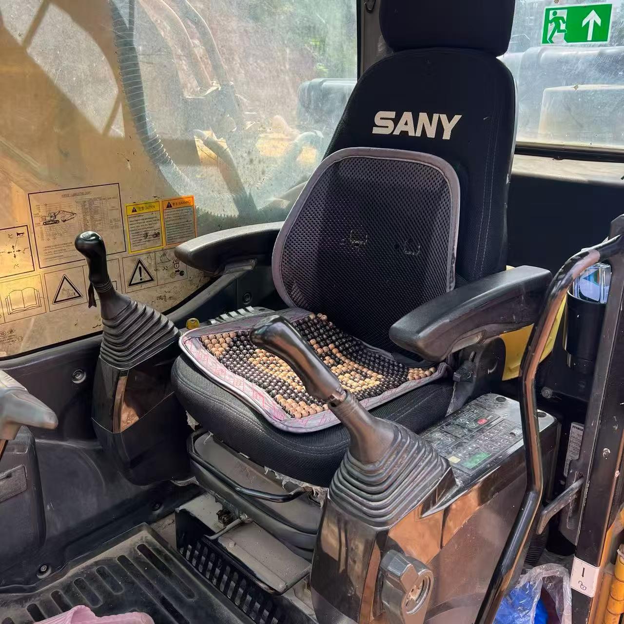 Buy Sany SY200C Used Excavator / 2 Buy Sany SY200C Used Excavator / 2