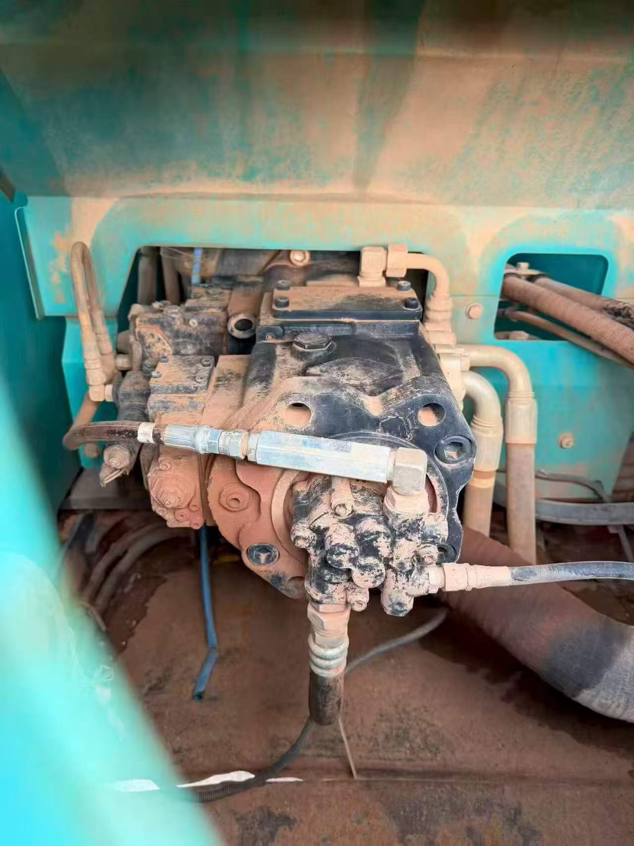 Buy Kobelco SK250 Used Excavator / 4 Buy Kobelco SK250 Used Excavator / 4
