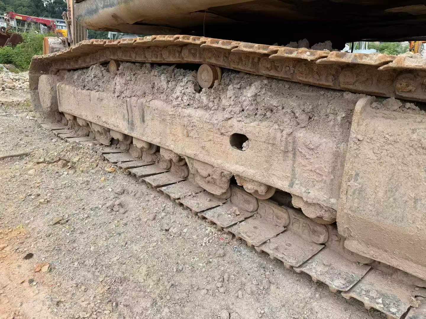 Buy Hyundai R225-7 Used Excavator / 2 Buy Hyundai R225-7 Used Excavator / 2