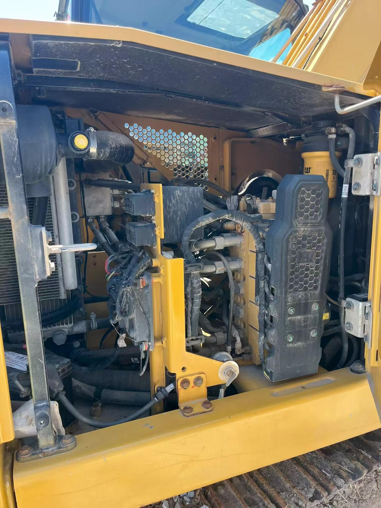 Buy Caterpillar 307B Used Excavator / 5 Buy Caterpillar 307B Used Excavator / 5