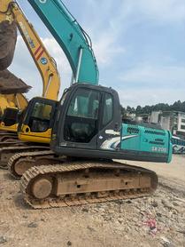 Buy Kobelco SK200 Used Excavator / 3 Buy Kobelco SK200 Used Excavator / 3