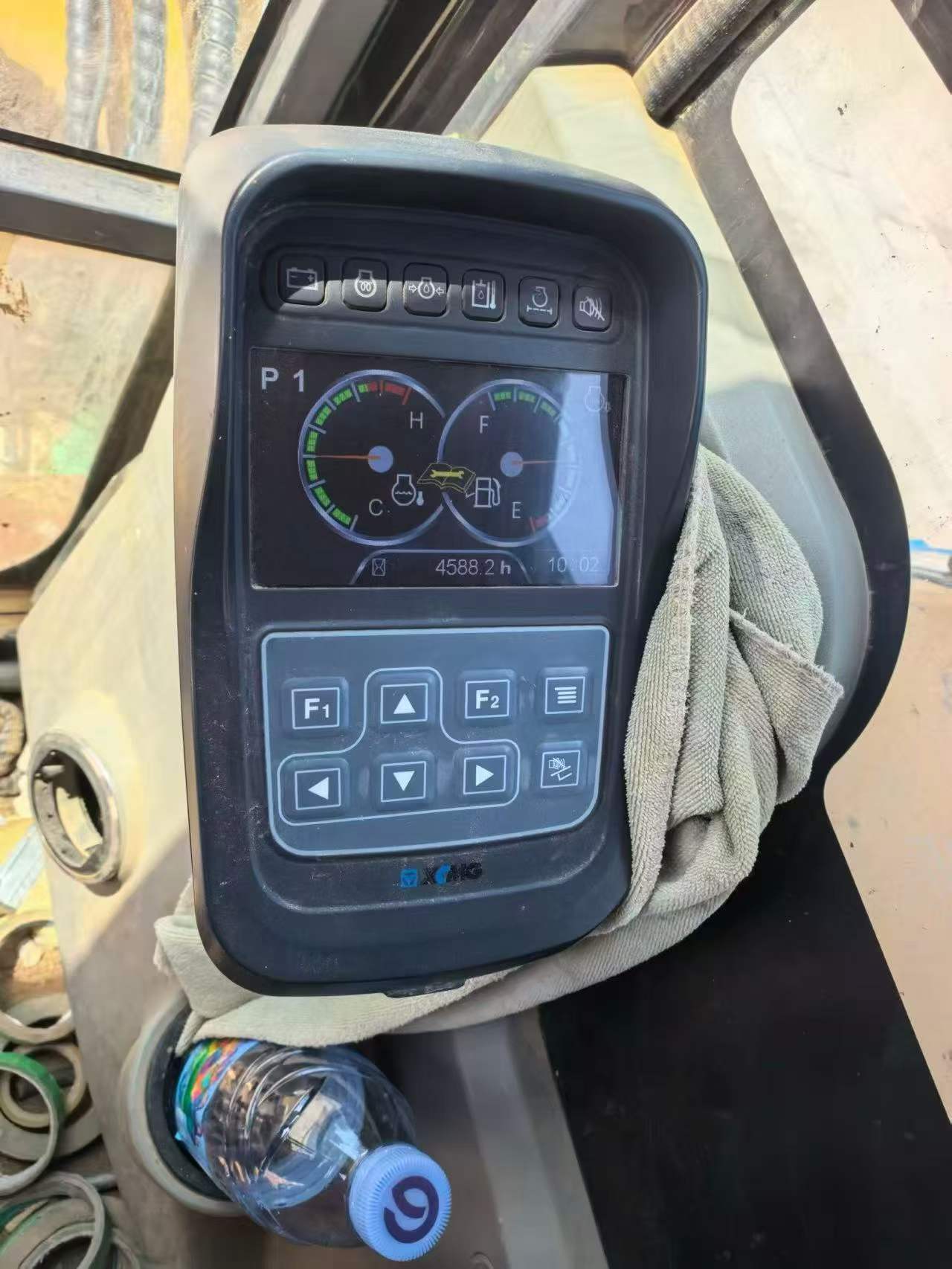 Buy XCMG XE60 Used Excavator / 4 Buy XCMG XE60 Used Excavator / 4