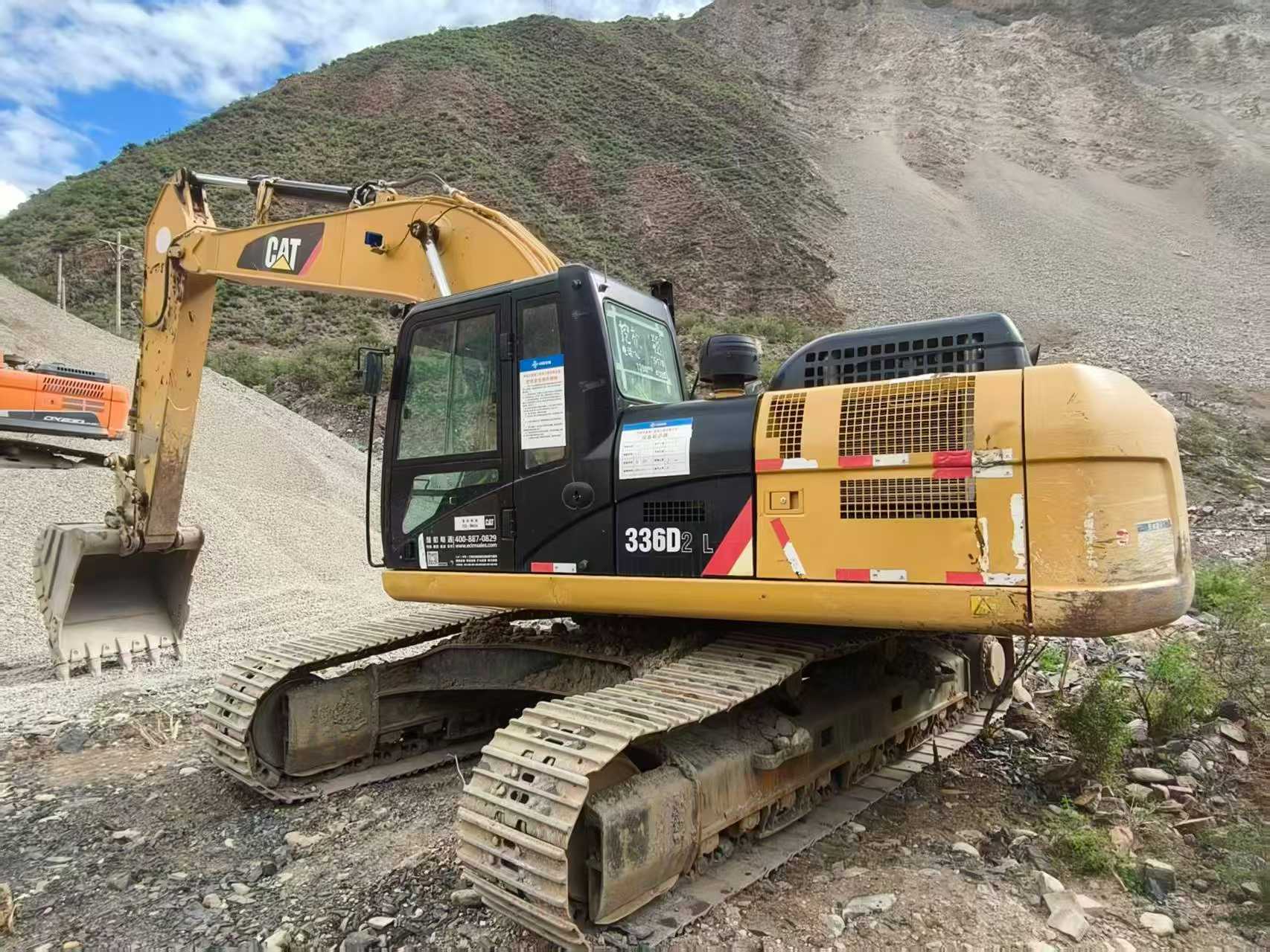 Buy Caterpillar 330B Used Excavator / 4 Buy Caterpillar 330B Used Excavator / 4