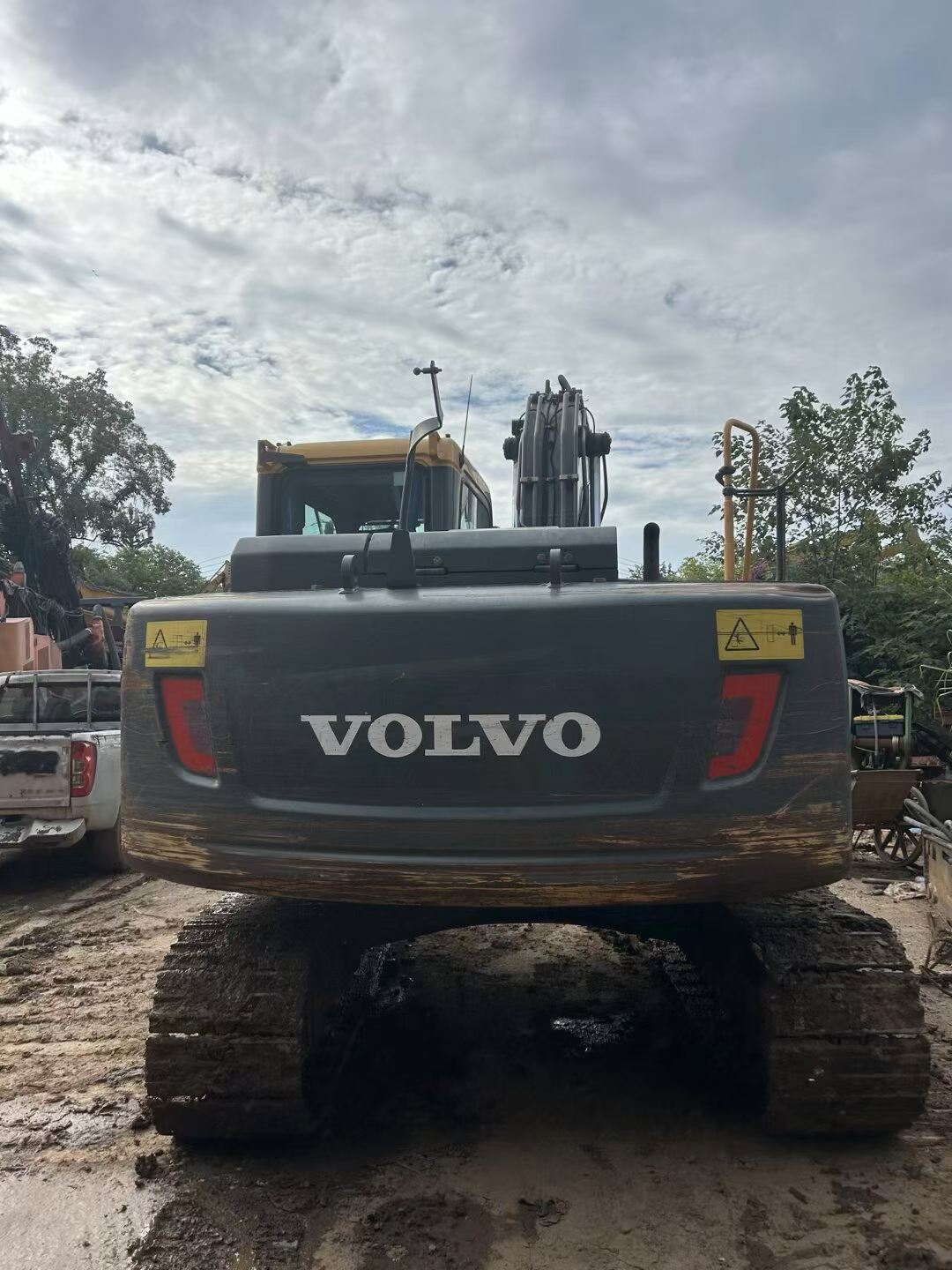 Buy Volvo EC140 Used Excavator / 5 Buy Volvo EC140 Used Excavator / 5