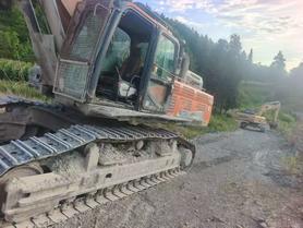 Buy Doosan DX520LC Used Excavator / 2 Buy Doosan DX520LC Used Excavator / 2