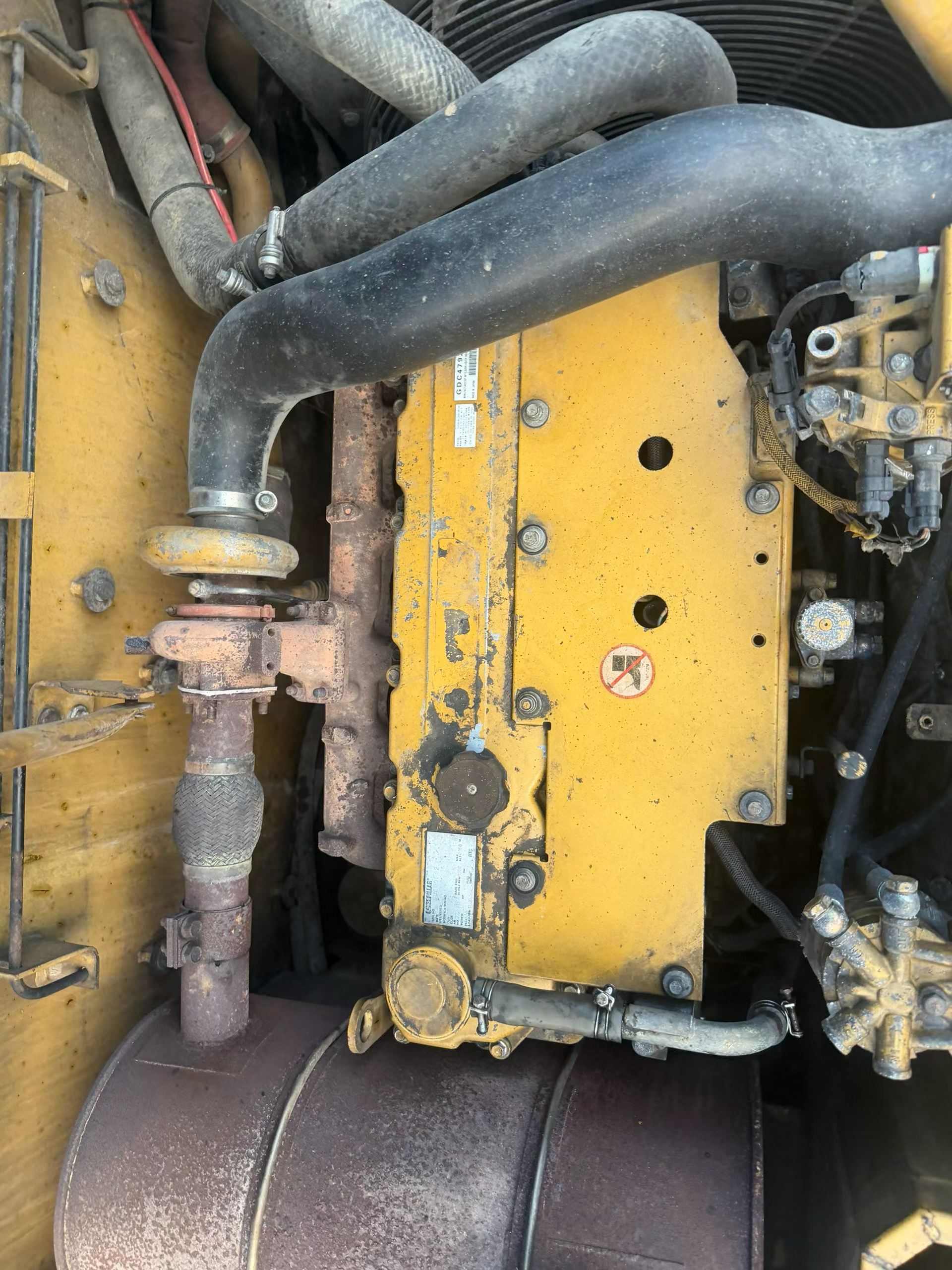 Buy Caterpillar 320D Used Excavator / 5 Buy Caterpillar 320D Used Excavator / 5