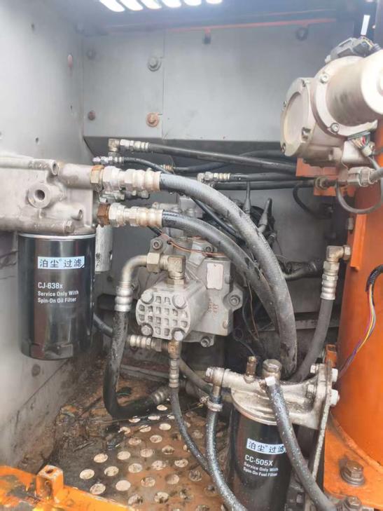 Buy Hitachi EX120-6 Used Excavator / 1