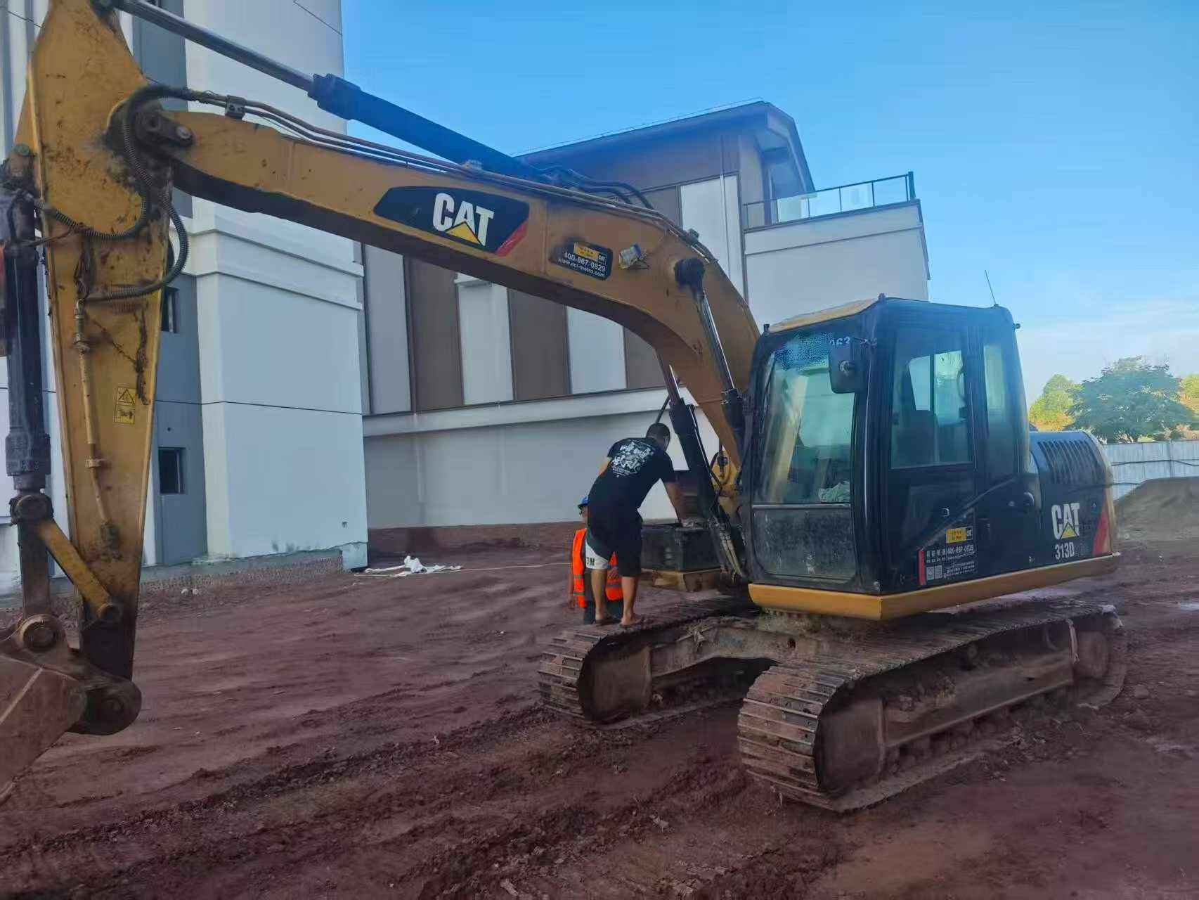 Buy Caterpillar 313D Used Excavator / 1