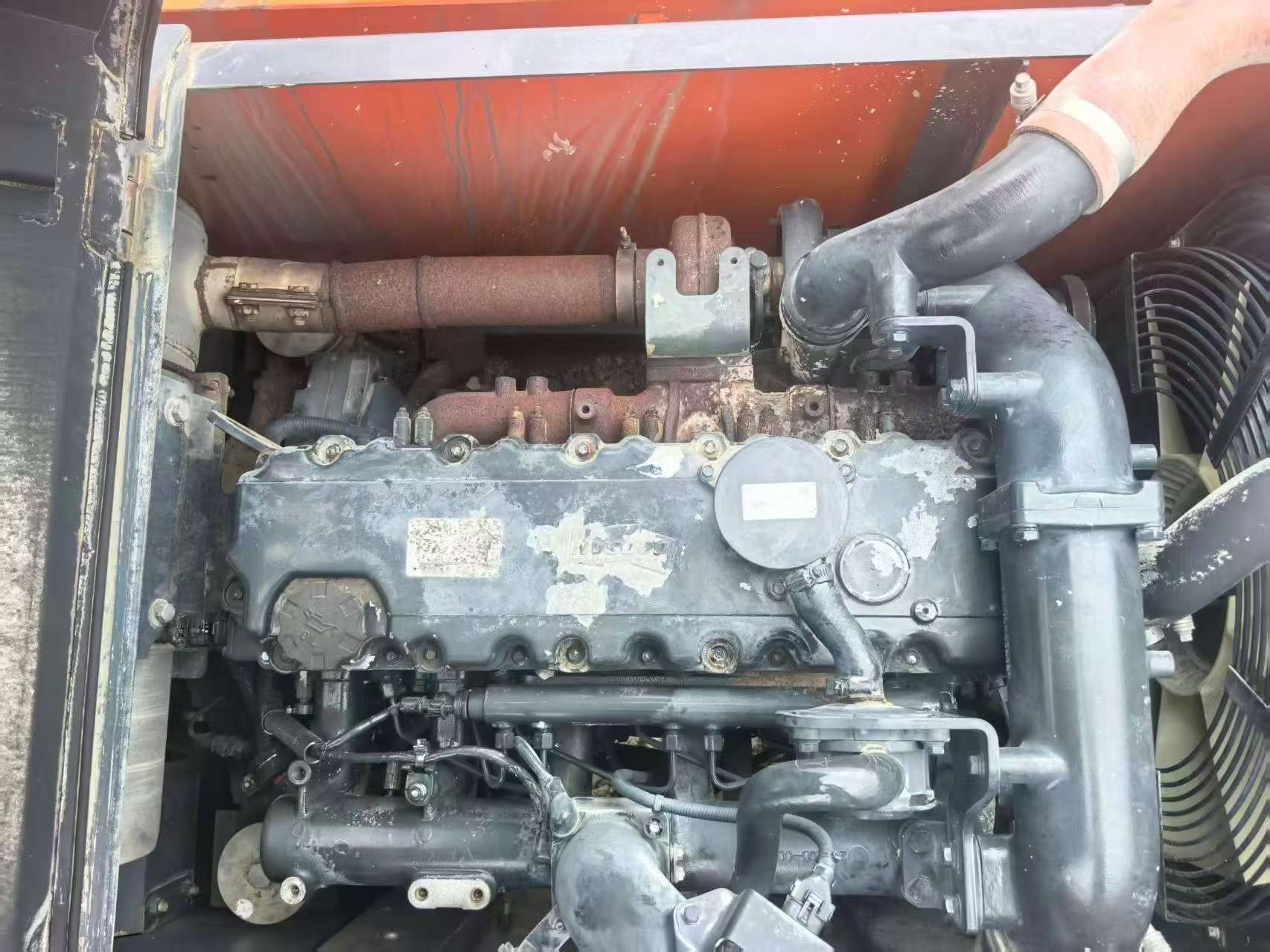 Buy Doosan DH215-7 Used Excavator / 6 Buy Doosan DH215-7 Used Excavator / 6
