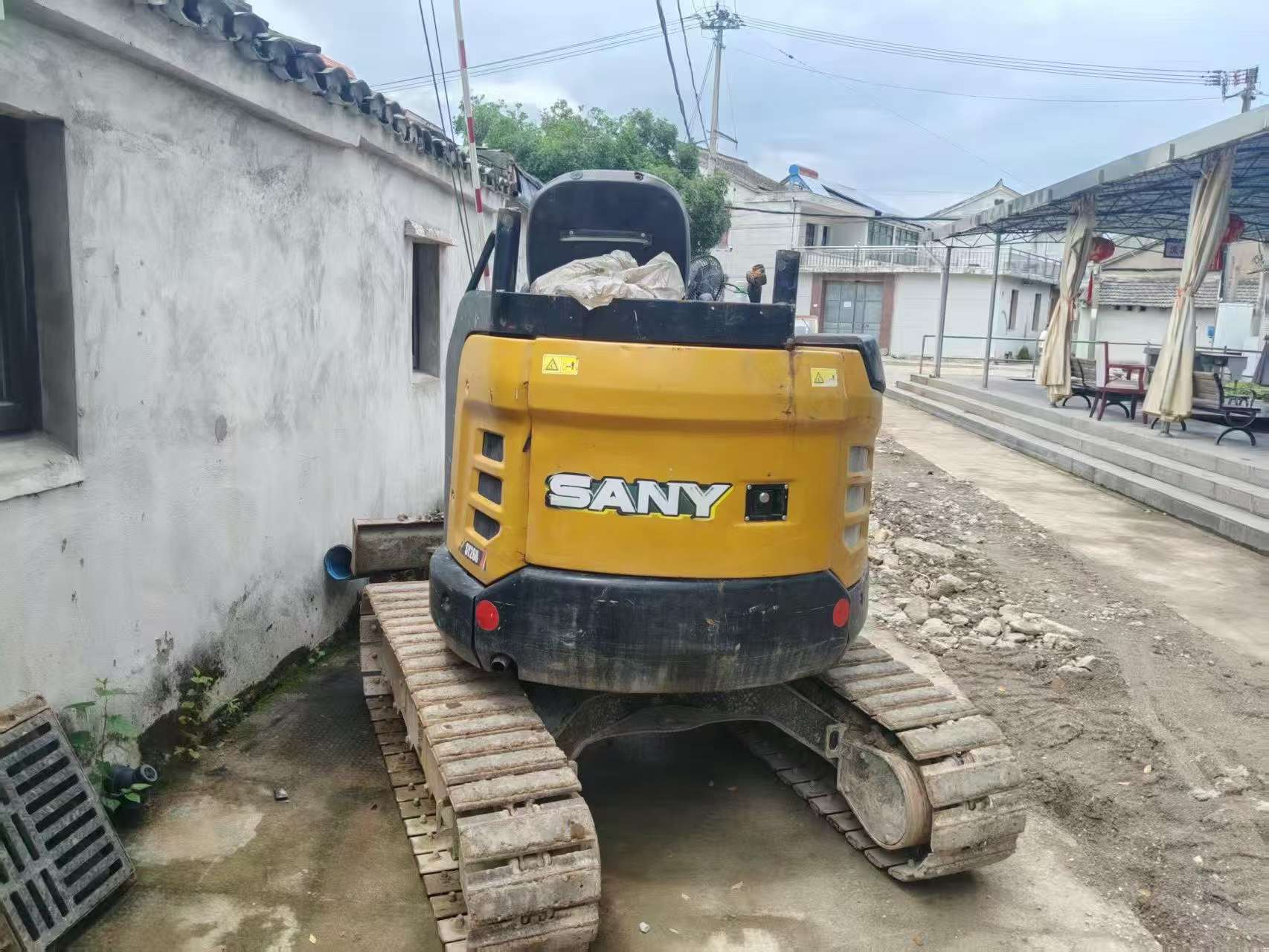 Buy Sany SY26U Used Excavator / 1