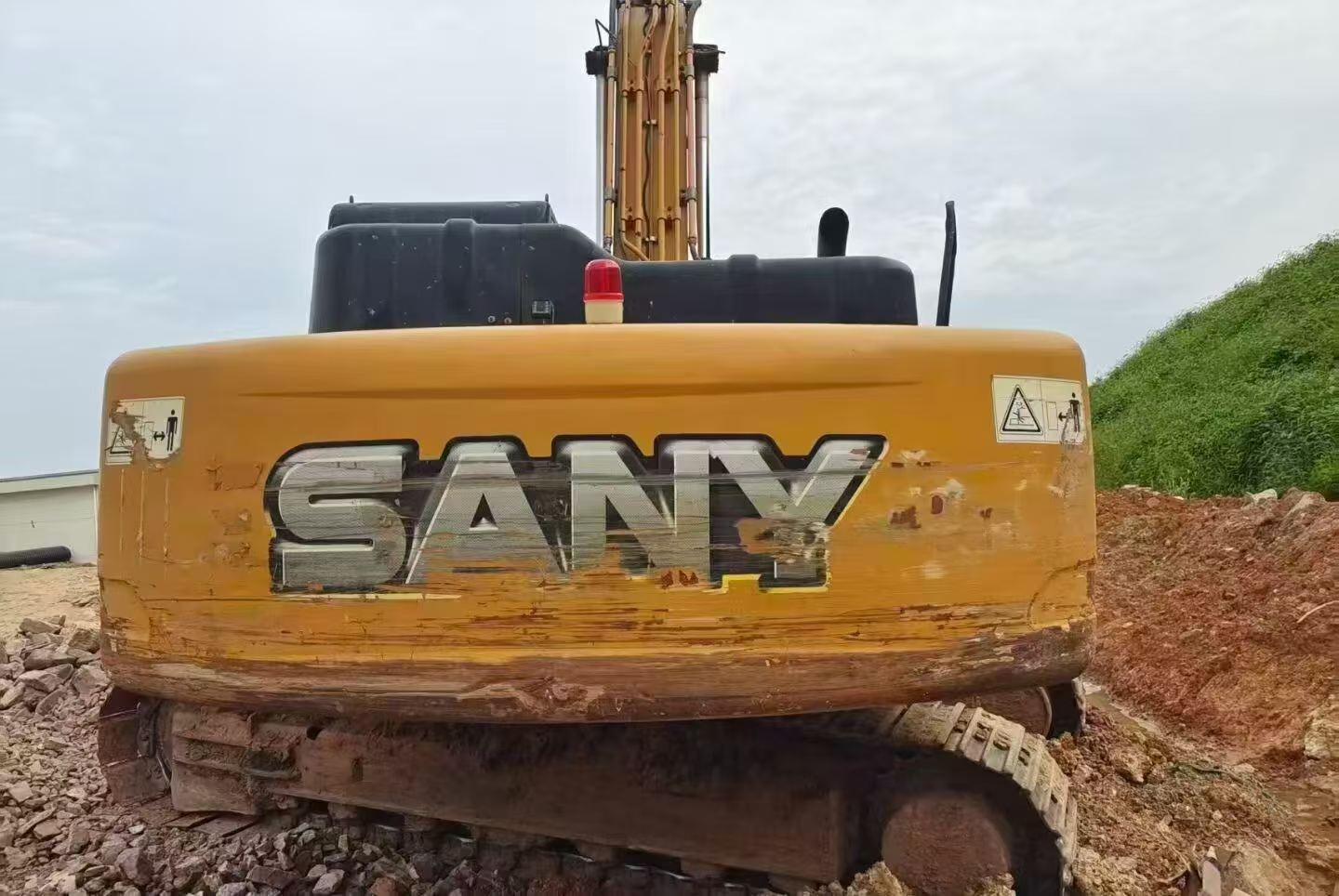 Buy Sany SY205C Used Excavator / 9 Buy Sany SY205C Used Excavator / 9