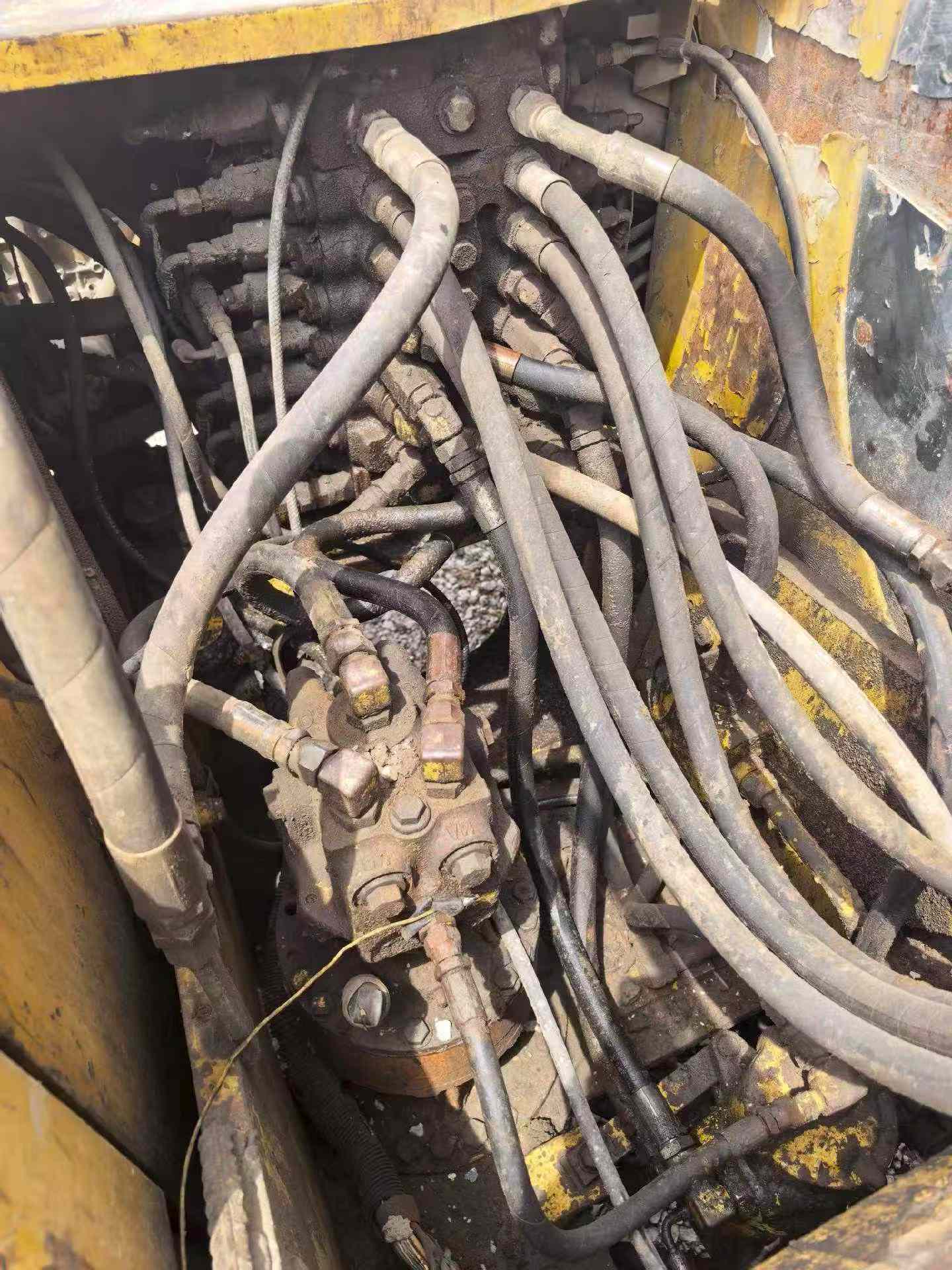 Buy Komatsu PC120-6 Used Excavator / 3 Buy Komatsu PC120-6 Used Excavator / 3