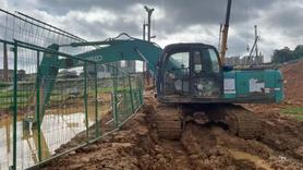 Buy Kobelco SK200 Used Excavator / 2 Buy Kobelco SK200 Used Excavator / 2