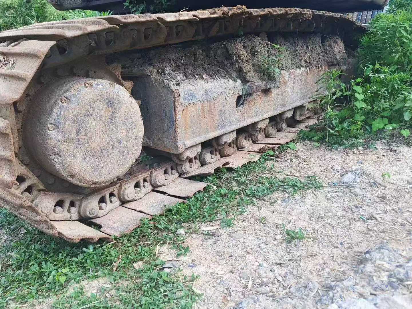 Buy Kobelco SK210-6 Used Excavator / 7 Buy Kobelco SK210-6 Used Excavator / 7
