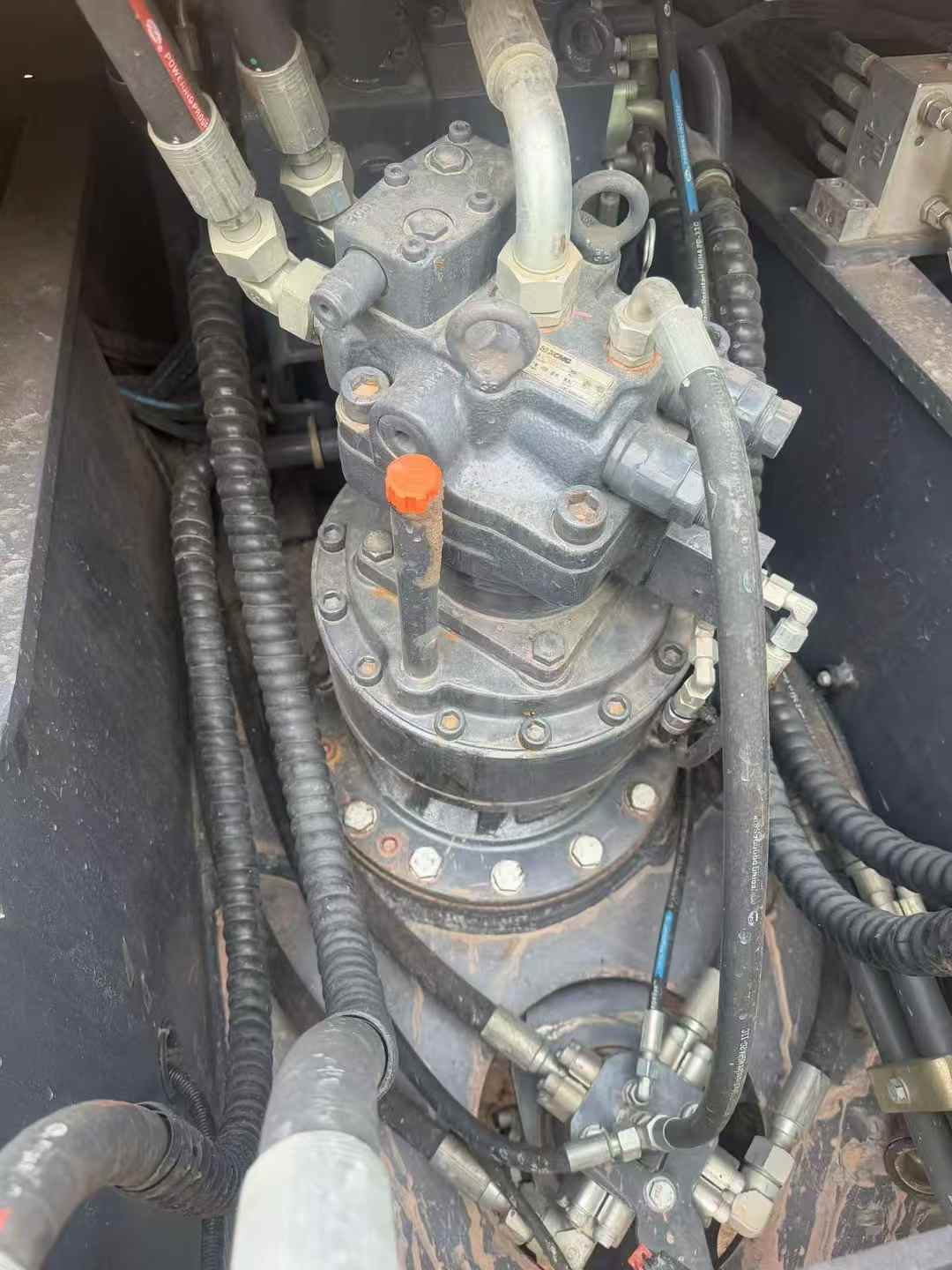 Buy XCMG XE200 Used Excavator / 7 Buy XCMG XE200 Used Excavator / 7