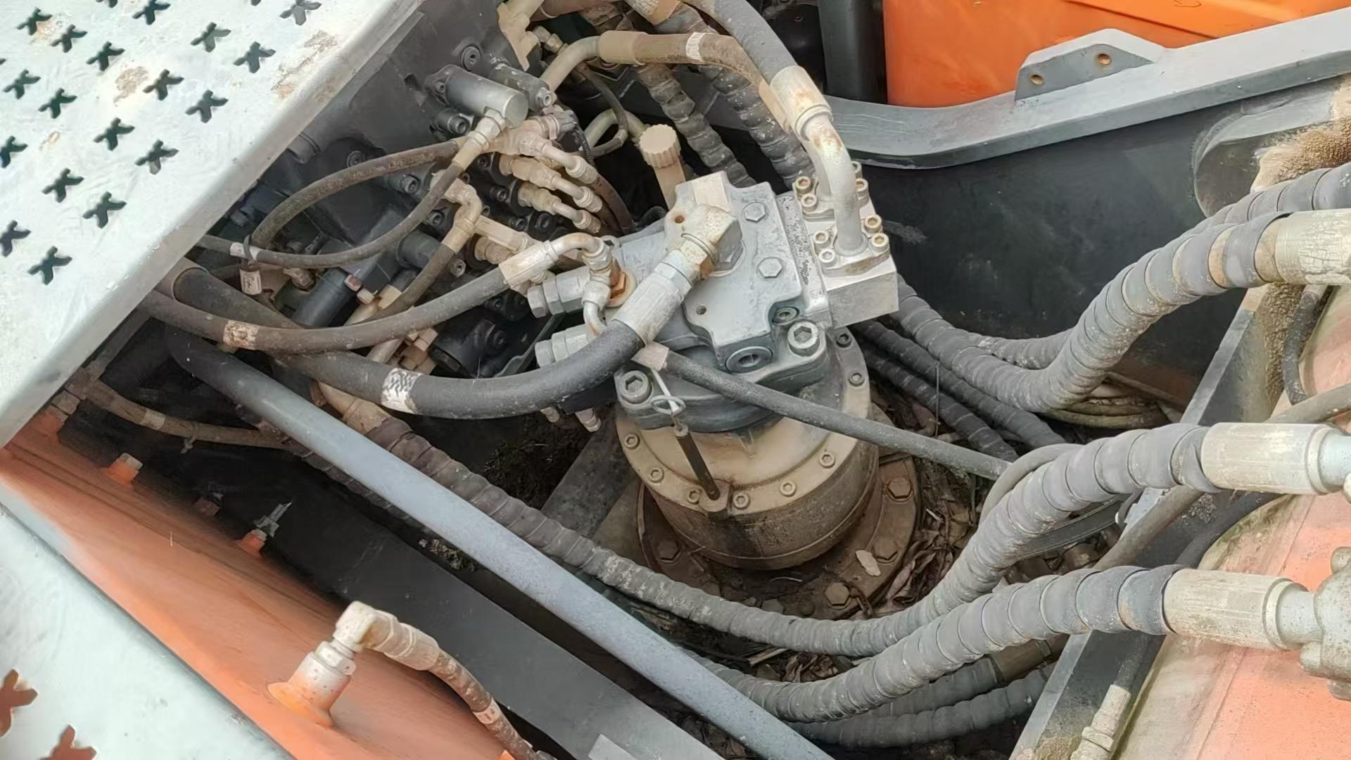 Buy Doosan DX215-9C Used Excavator / 4 Buy Doosan DX215-9C Used Excavator / 4