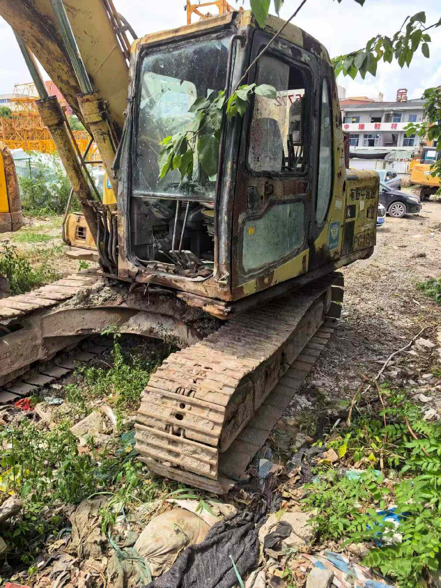Buy Komatsu PC120-6 Used Excavator / 2 Buy Komatsu PC120-6 Used Excavator / 2
