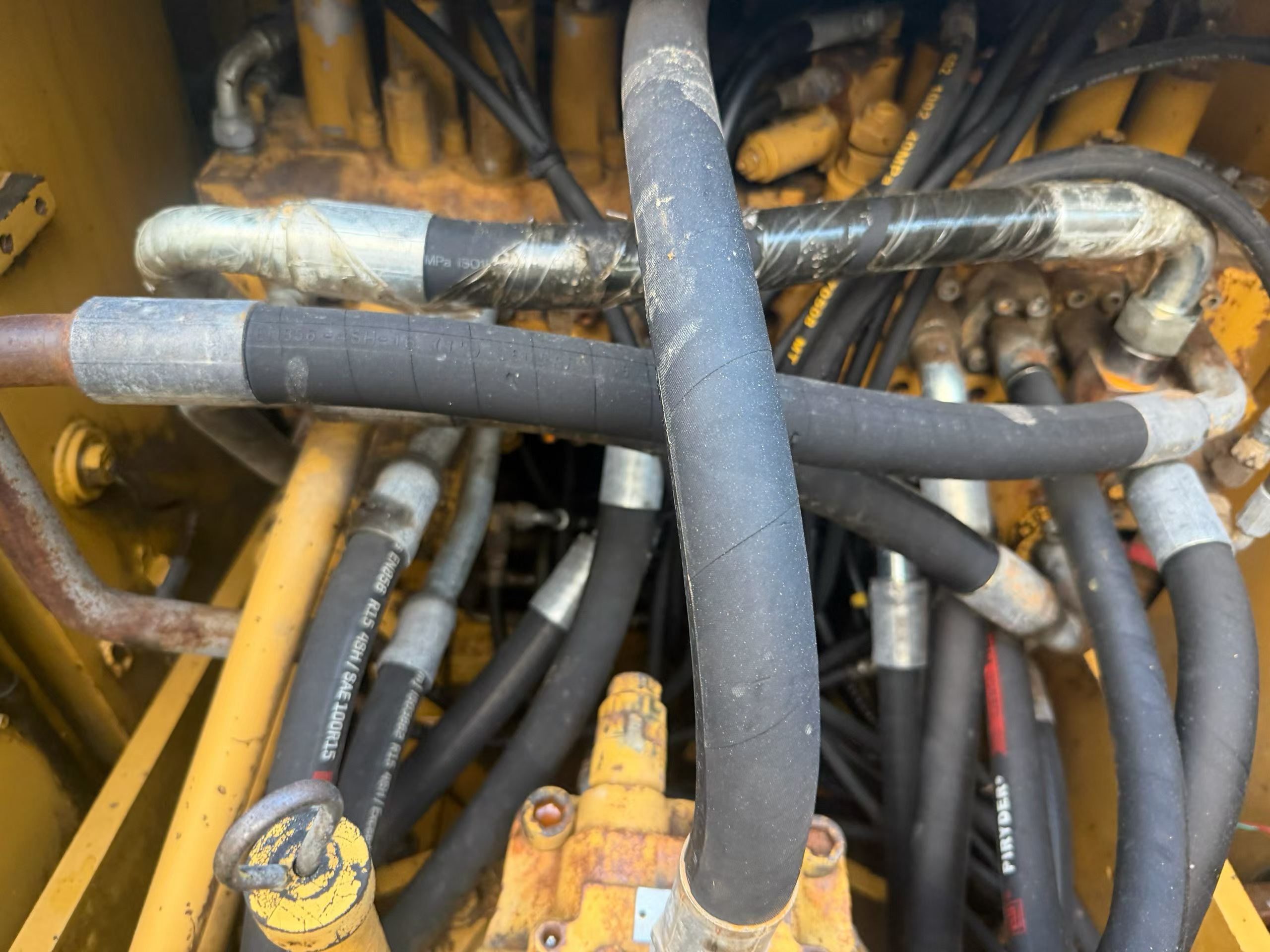 Buy Caterpillar 320D Used Excavator / 7 Buy Caterpillar 320D Used Excavator / 7