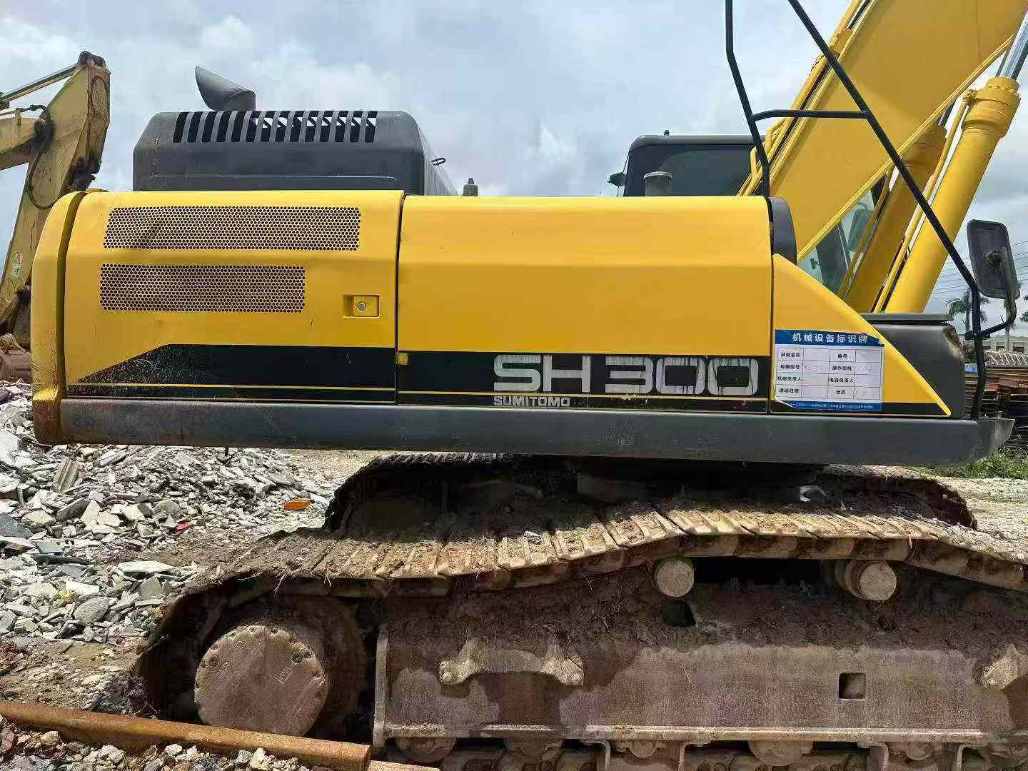 Buy Sumitomo SH300-6 Used Excavator / 5 Buy Sumitomo SH300-6 Used Excavator / 5