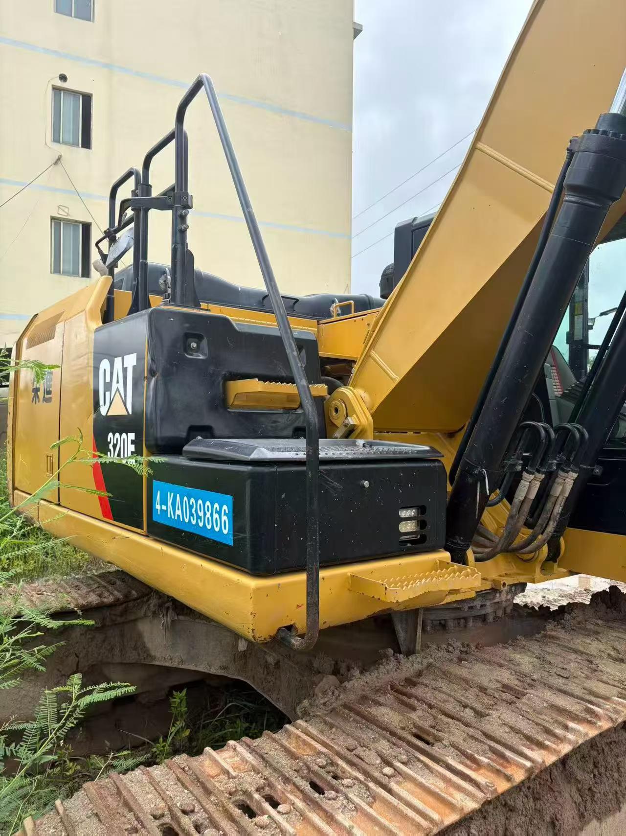 Buy Caterpillar 320E Used Excavator / 1