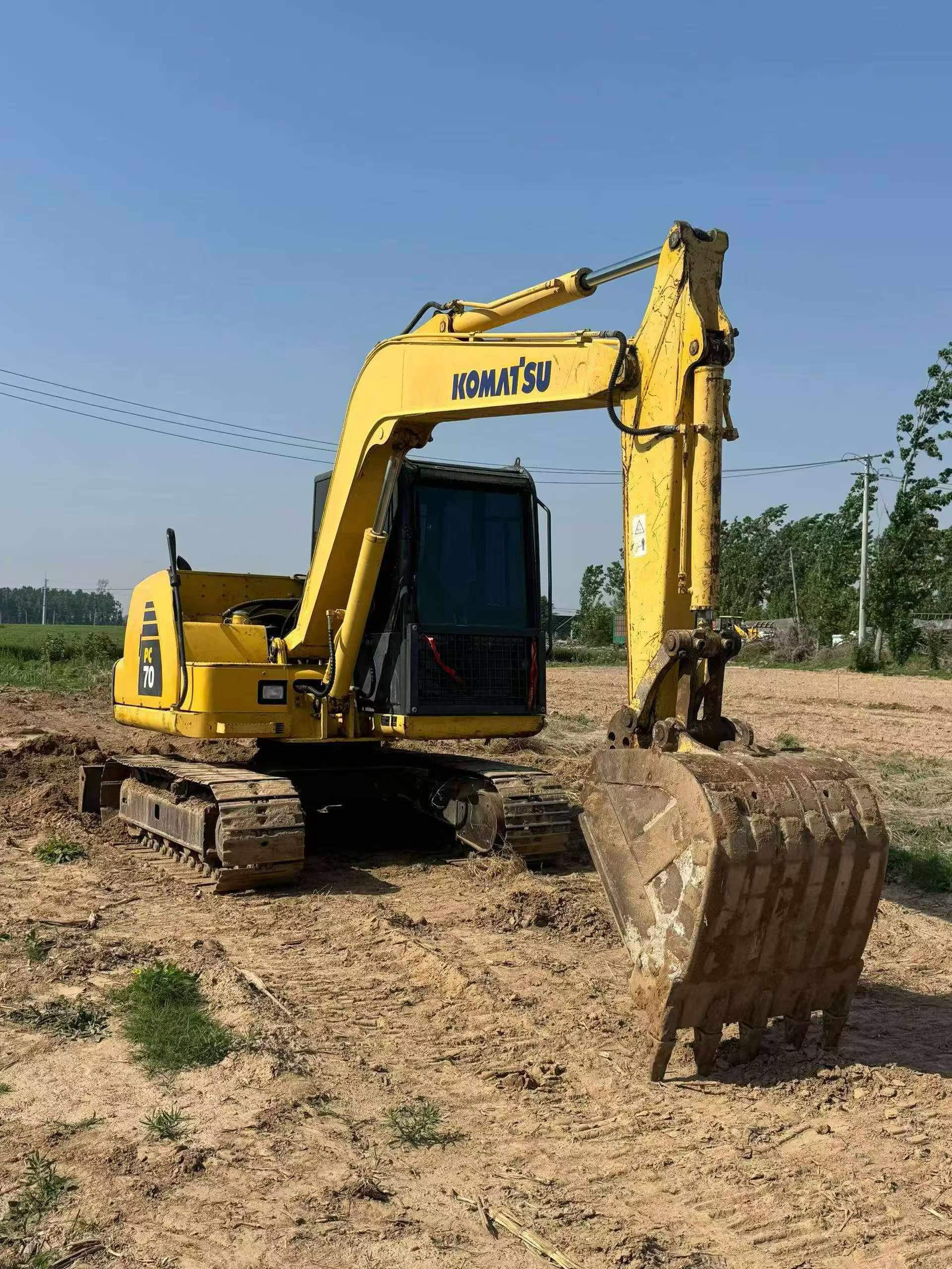 Buy Komatsu PC70-8 Used Excavator / 2 Buy Komatsu PC70-8 Used Excavator / 2