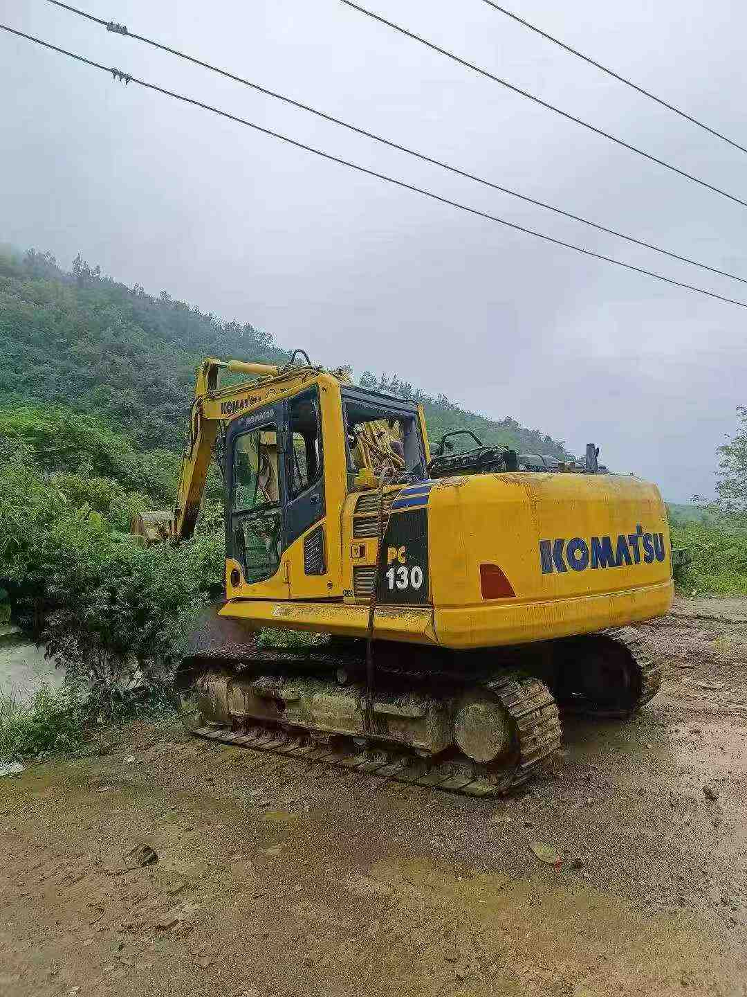 Buy Komatsu PC130-8 Used Excavator / 1