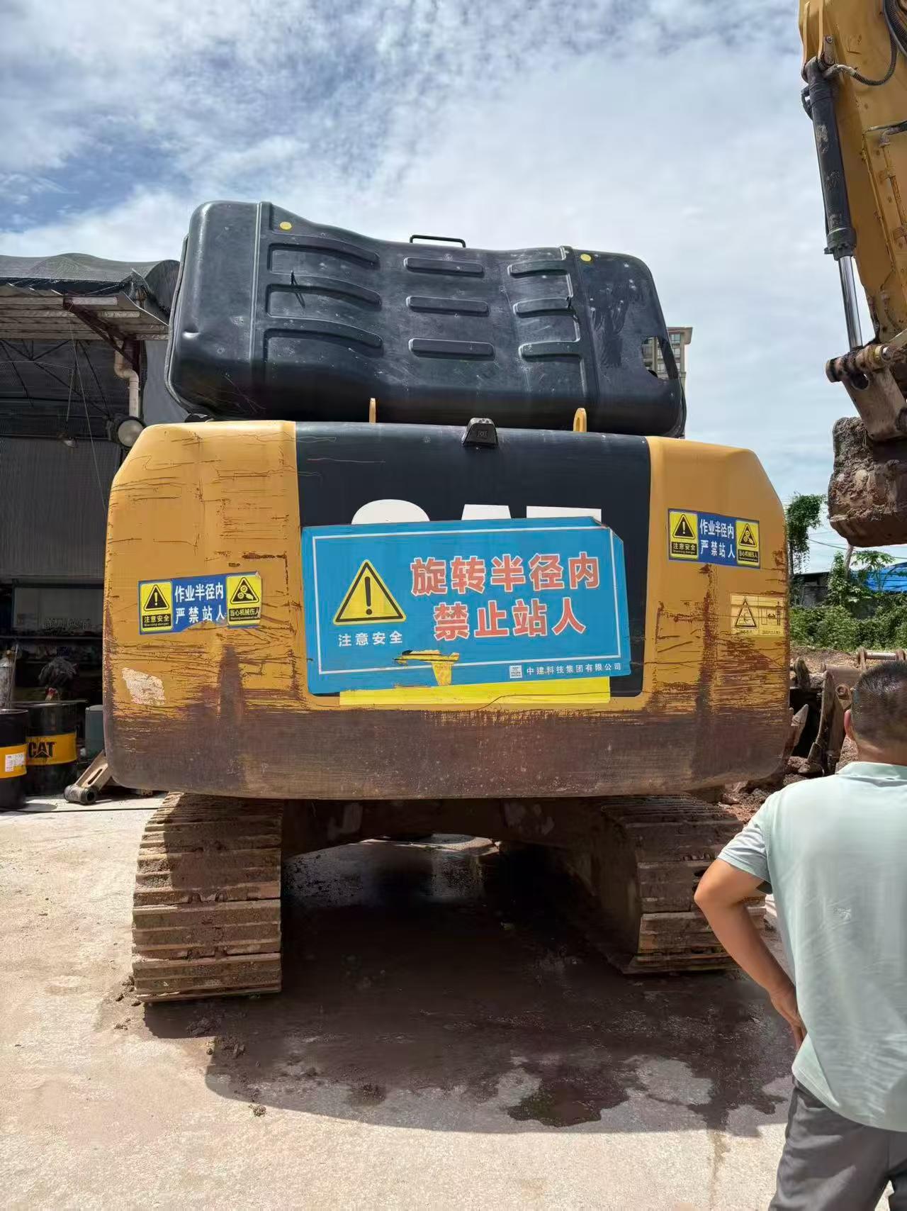 Buy Caterpillar 320E Used Excavator / 3 Buy Caterpillar 320E Used Excavator / 3