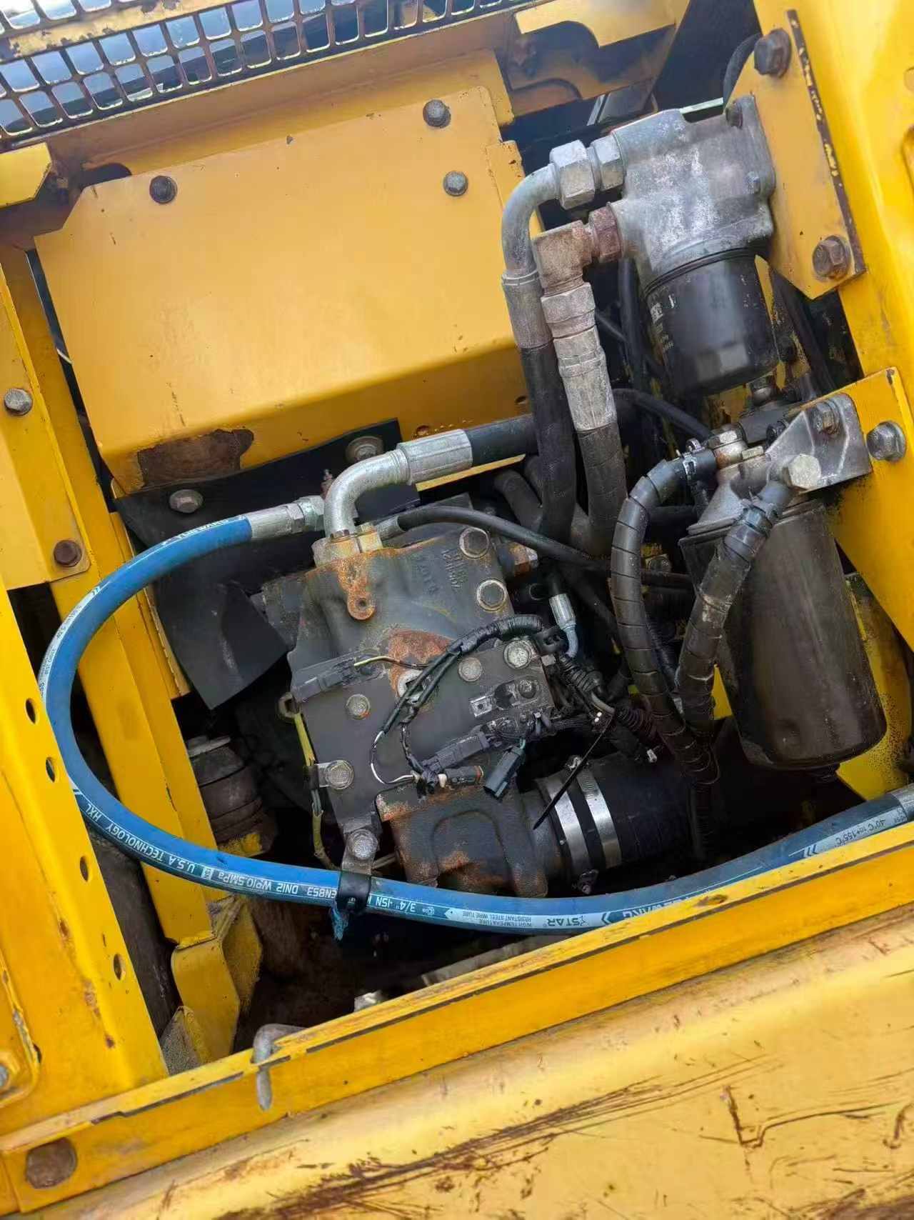 Buy Komatsu PC130-7 Used Excavator / 7