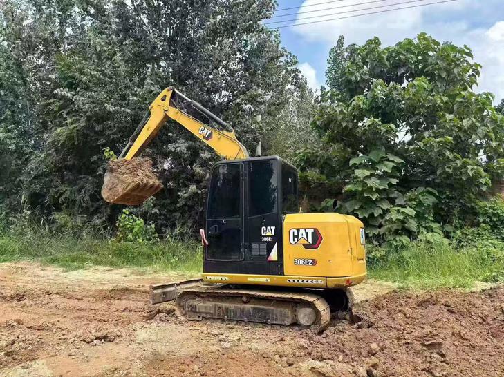 Buy Caterpillar 306D Used Excavator / 1
