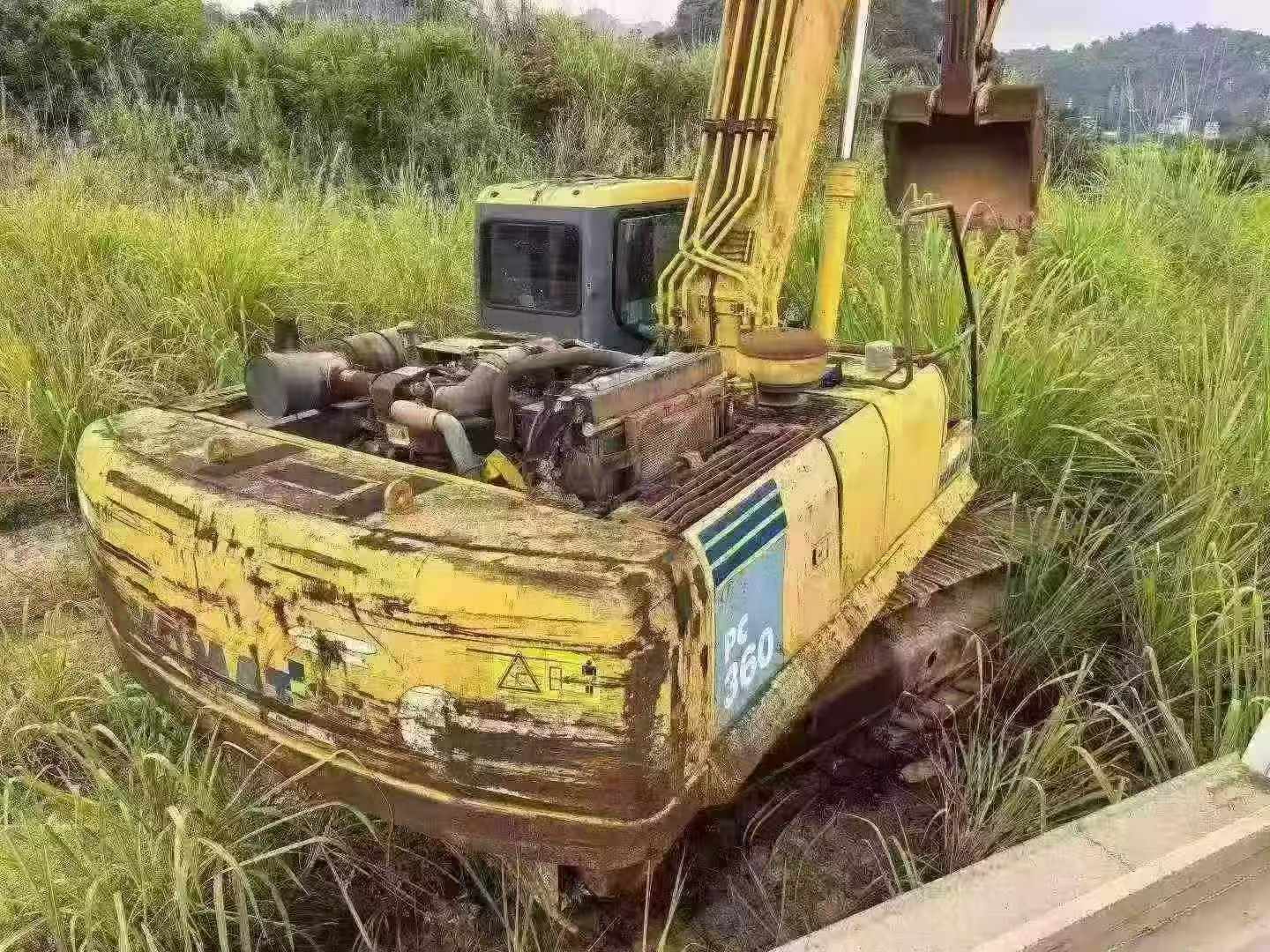 Buy Komatsu PC360-7 Used Excavator / 1