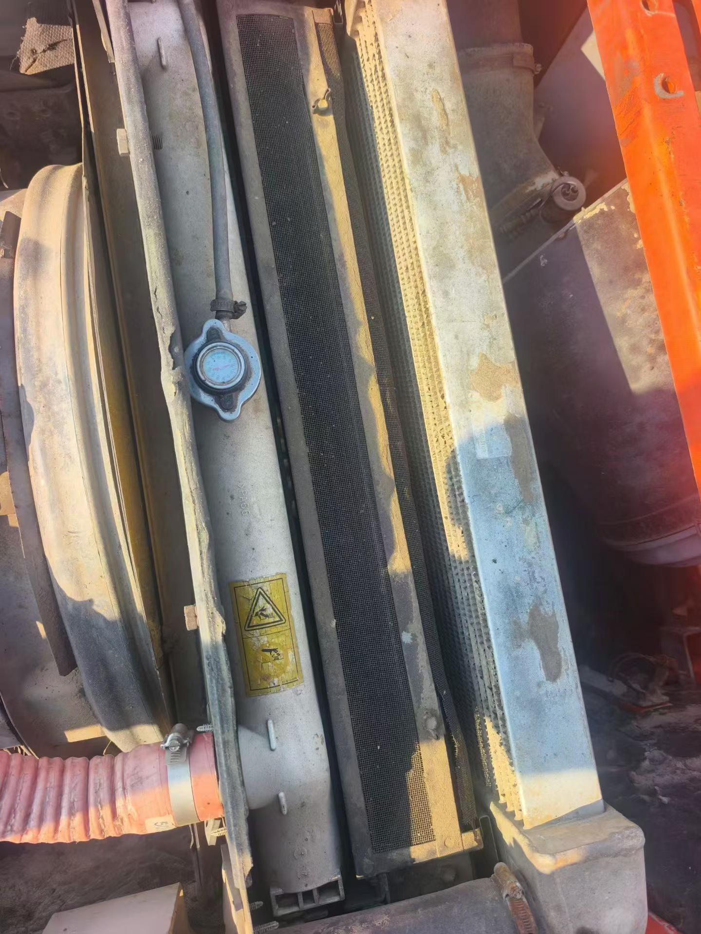 Buy Hitachi EX225-5 Used Excavator / 5 Buy Hitachi EX225-5 Used Excavator / 5