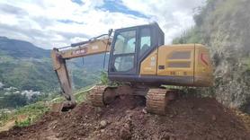Buy XCMG XE135B Used Excavator / 2 Buy XCMG XE135B Used Excavator / 2
