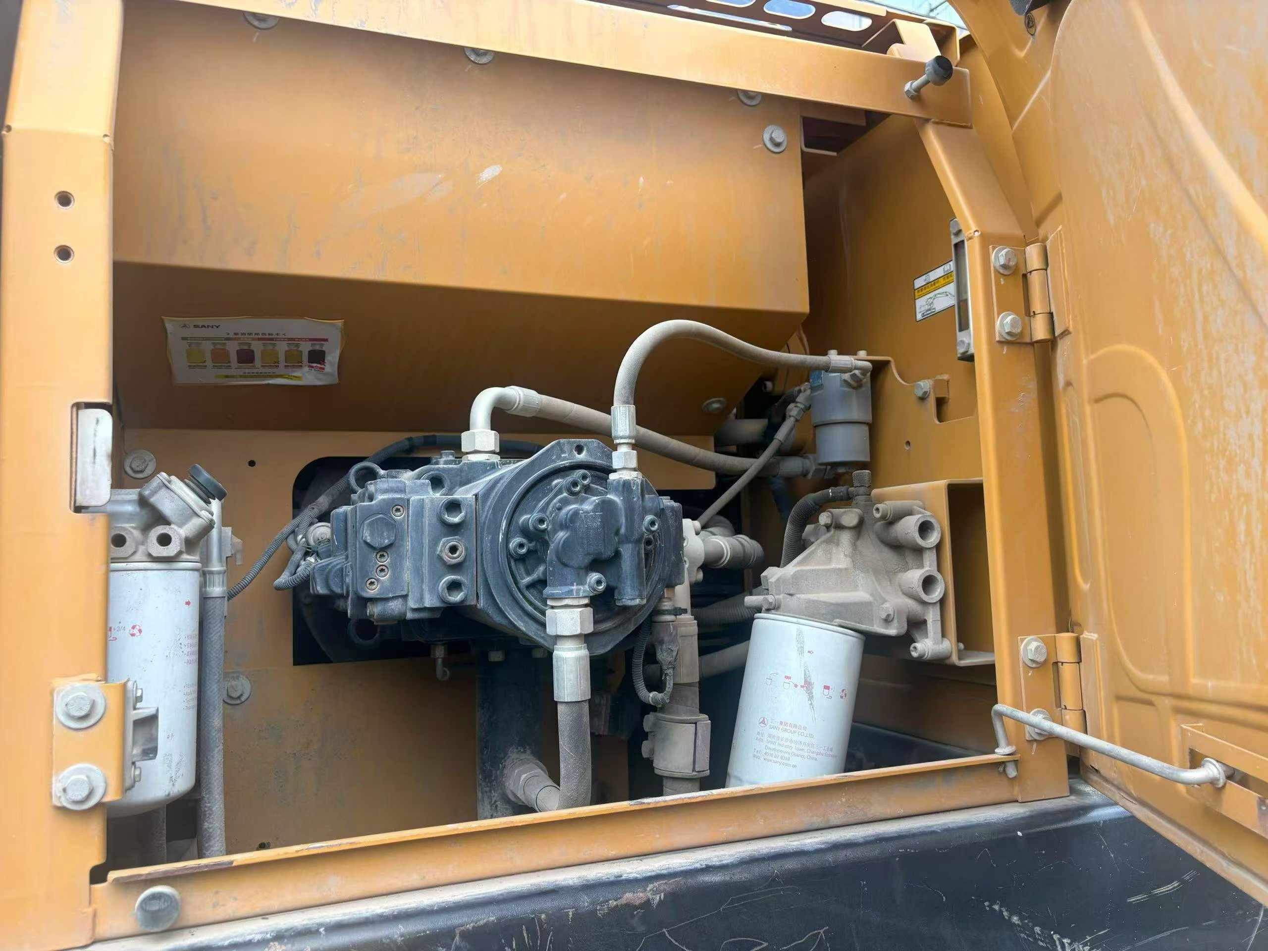 Buy Sany SY215C Used Excavator / 6 Buy Sany SY215C Used Excavator / 6
