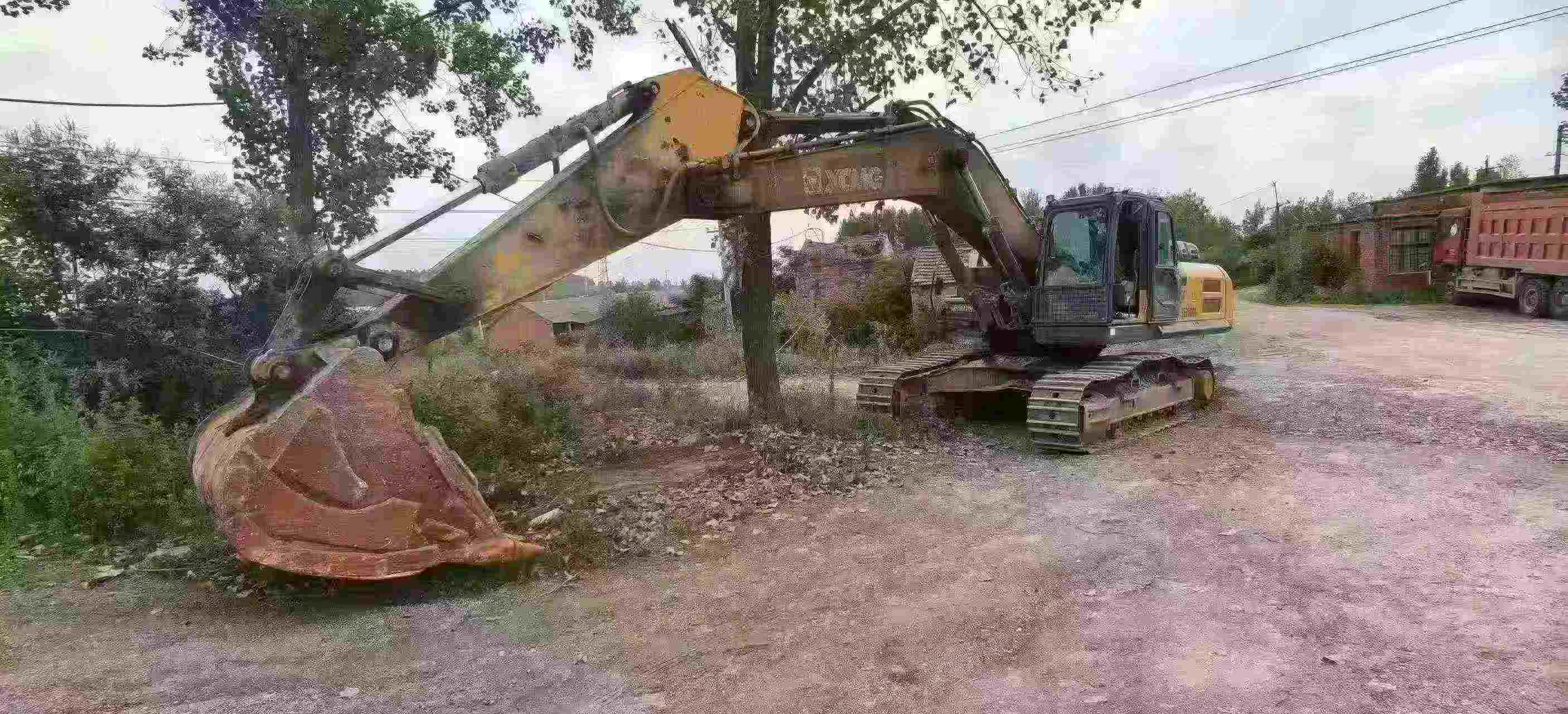 Buy XCMG XE380K Used Excavator / 4 Buy XCMG XE380K Used Excavator / 4