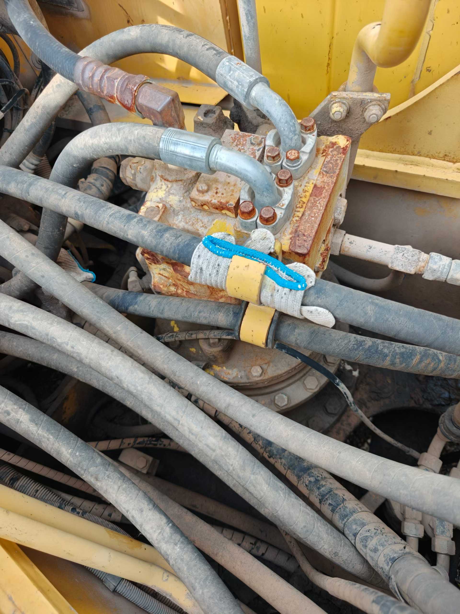 Buy Komatsu PC200-8N1 Used Excavator / 5 Buy Komatsu PC200-8N1 Used Excavator / 5
