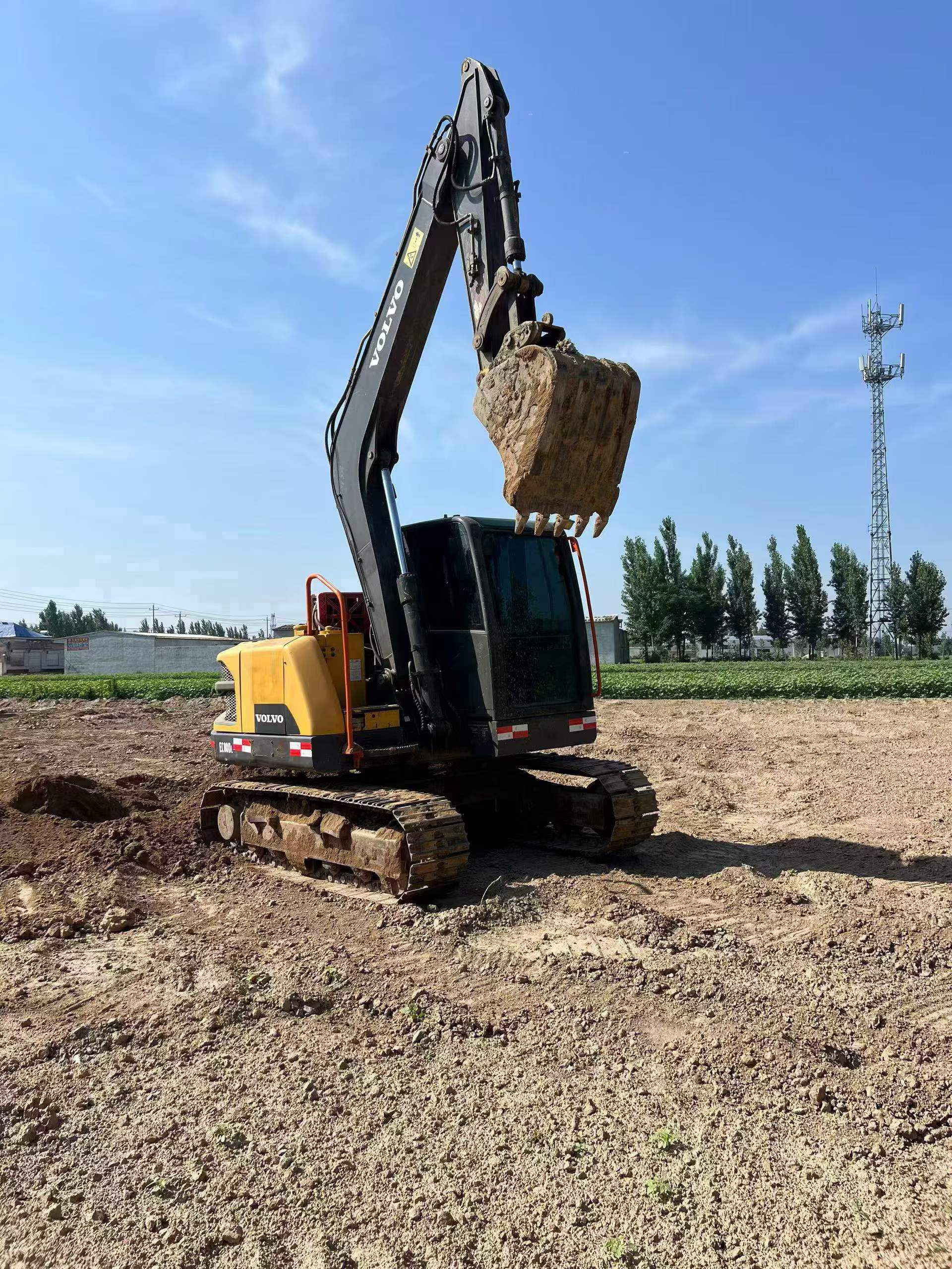 Buy Volvo EC80D Used Excavator / 3 Buy Volvo EC80D Used Excavator / 3