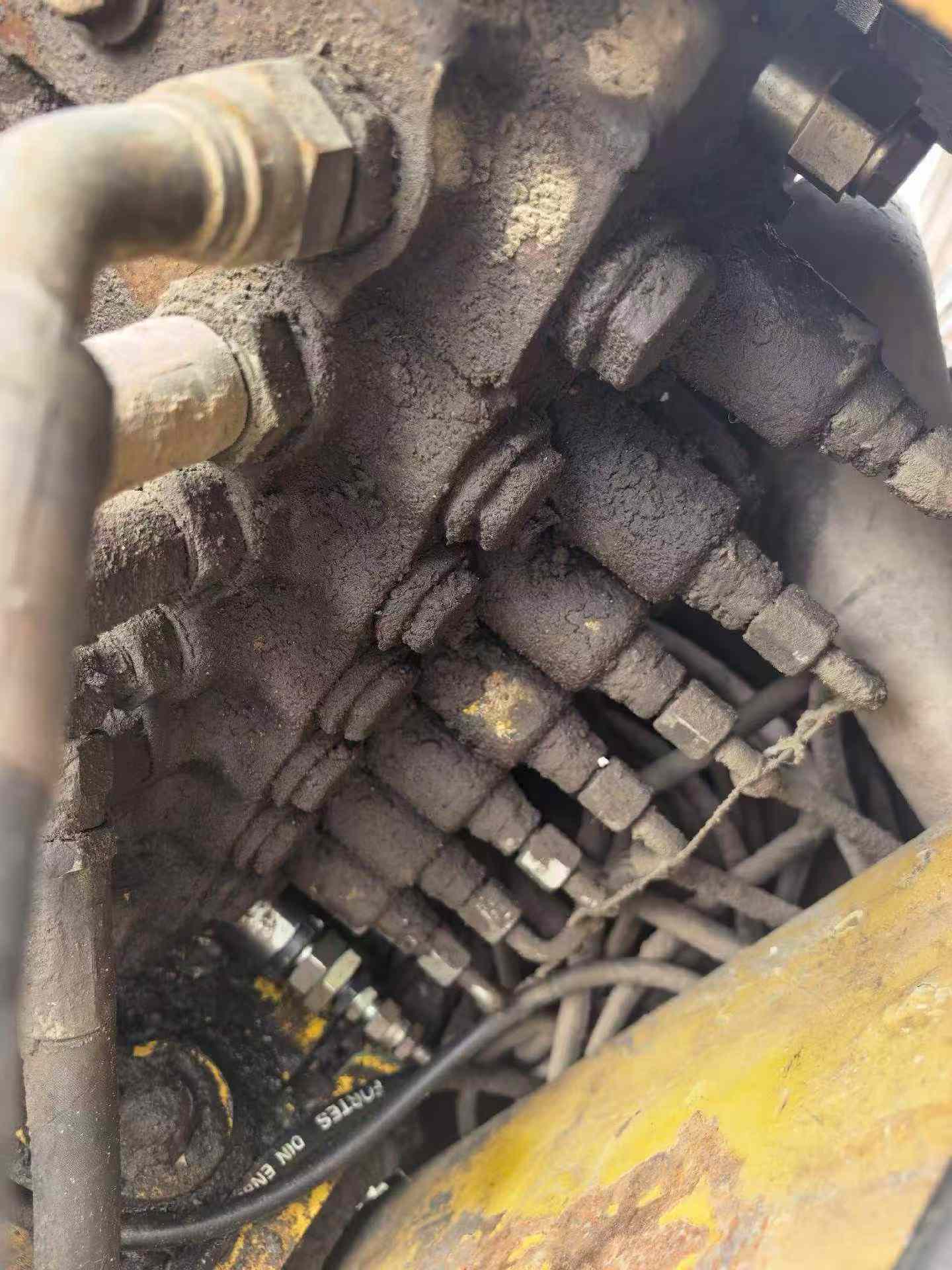 Buy Komatsu PC120-6 Used Excavator / 4 Buy Komatsu PC120-6 Used Excavator / 4