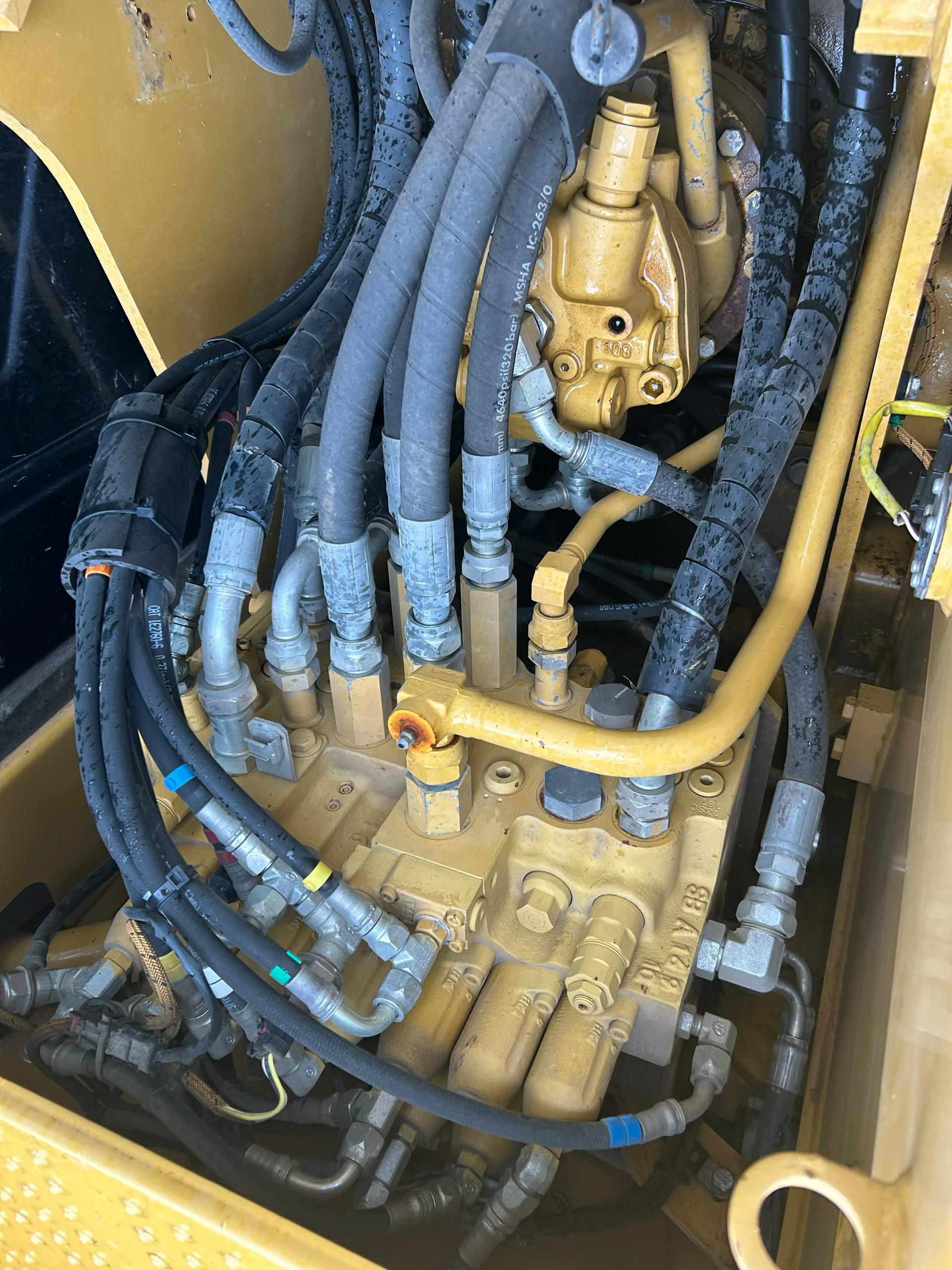 Buy Caterpillar 312 Used Excavator / 6 Buy Caterpillar 312 Used Excavator / 6
