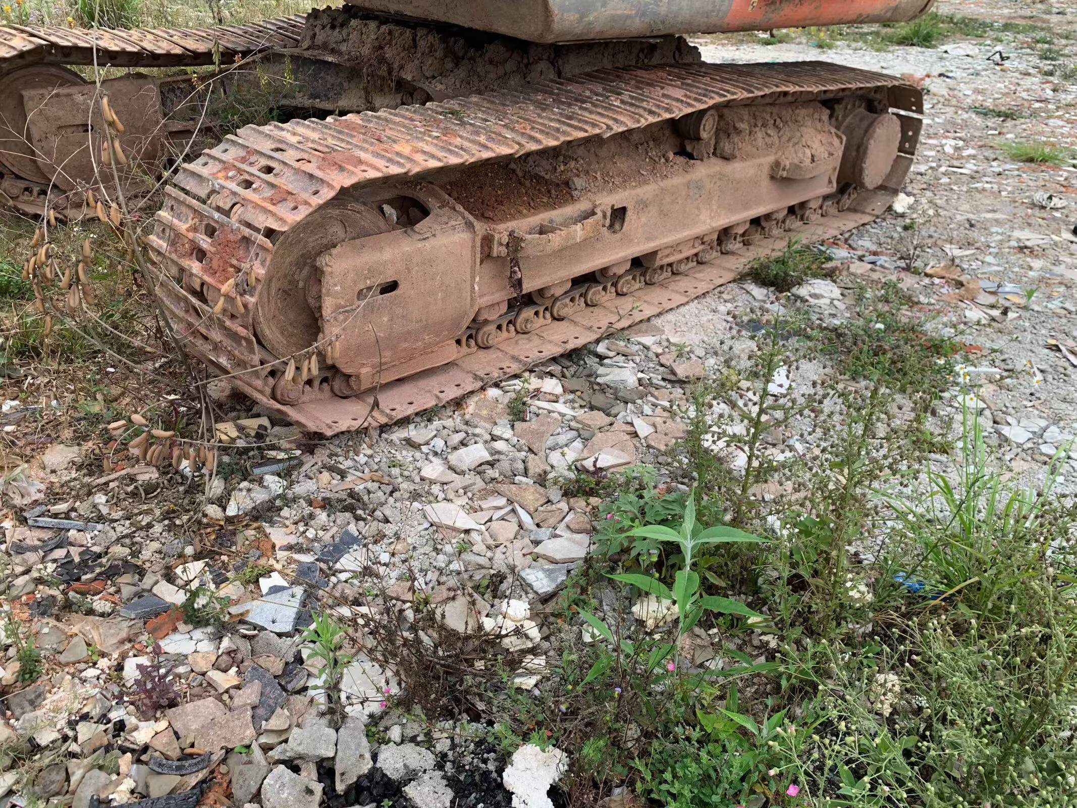 Buy Hitachi EX130 Used Excavator / 8 Buy Hitachi EX130 Used Excavator / 8